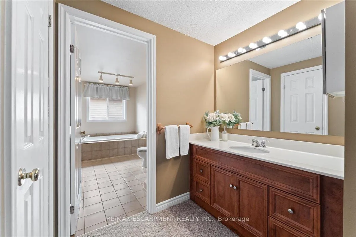 Photo 32 of 284 Delancey Boulevard, Hamilton, Barnstown — HOMEH