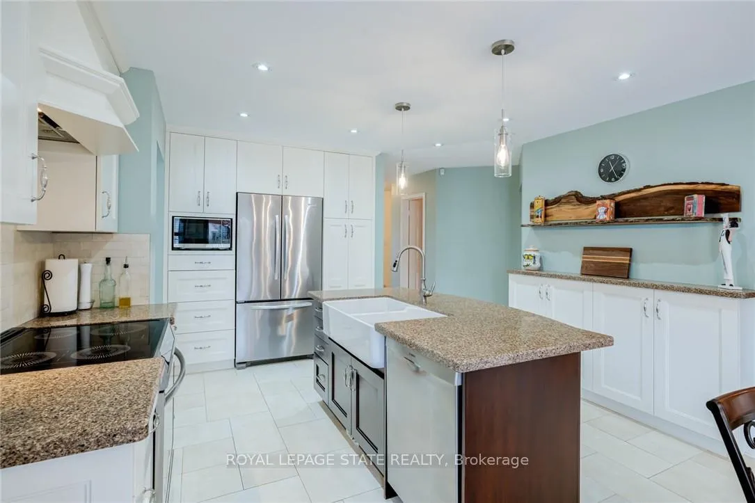 Photo 12 of 82 Vansickle Road, St. Catharines, Rykert/Vansickle — HOMEH