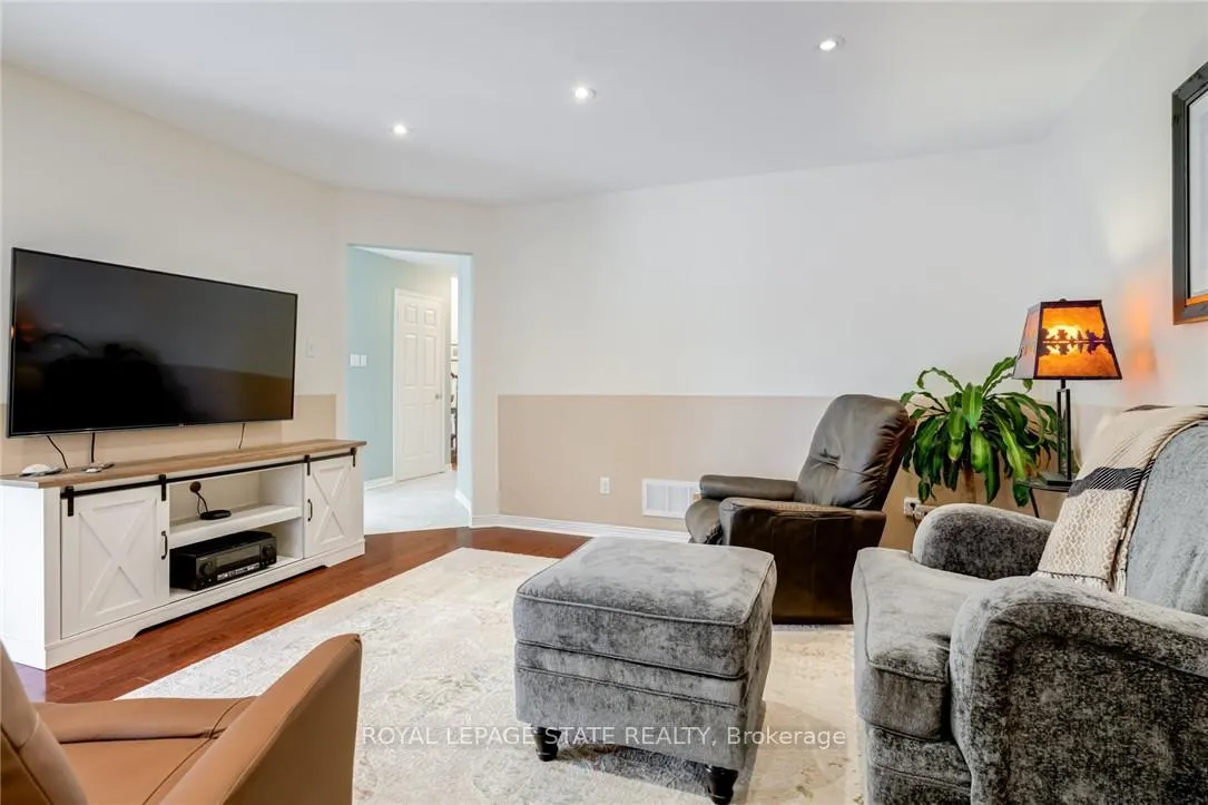 Photo 17 of 82 Vansickle Road, St. Catharines, Rykert/Vansickle — HOMEH