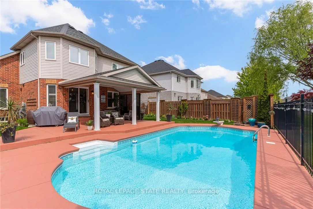 Photo 41 of 82 Vansickle Road, St. Catharines, Rykert/Vansickle — HOMEH
