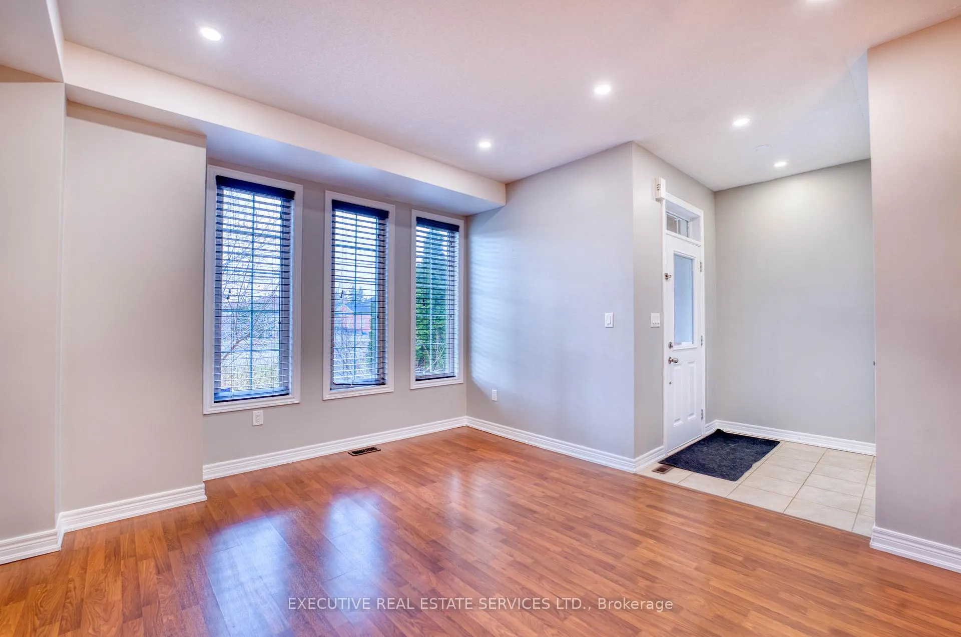 Photo 4 of 9499 Ninth Line, Markham, Cornell — HOMEH