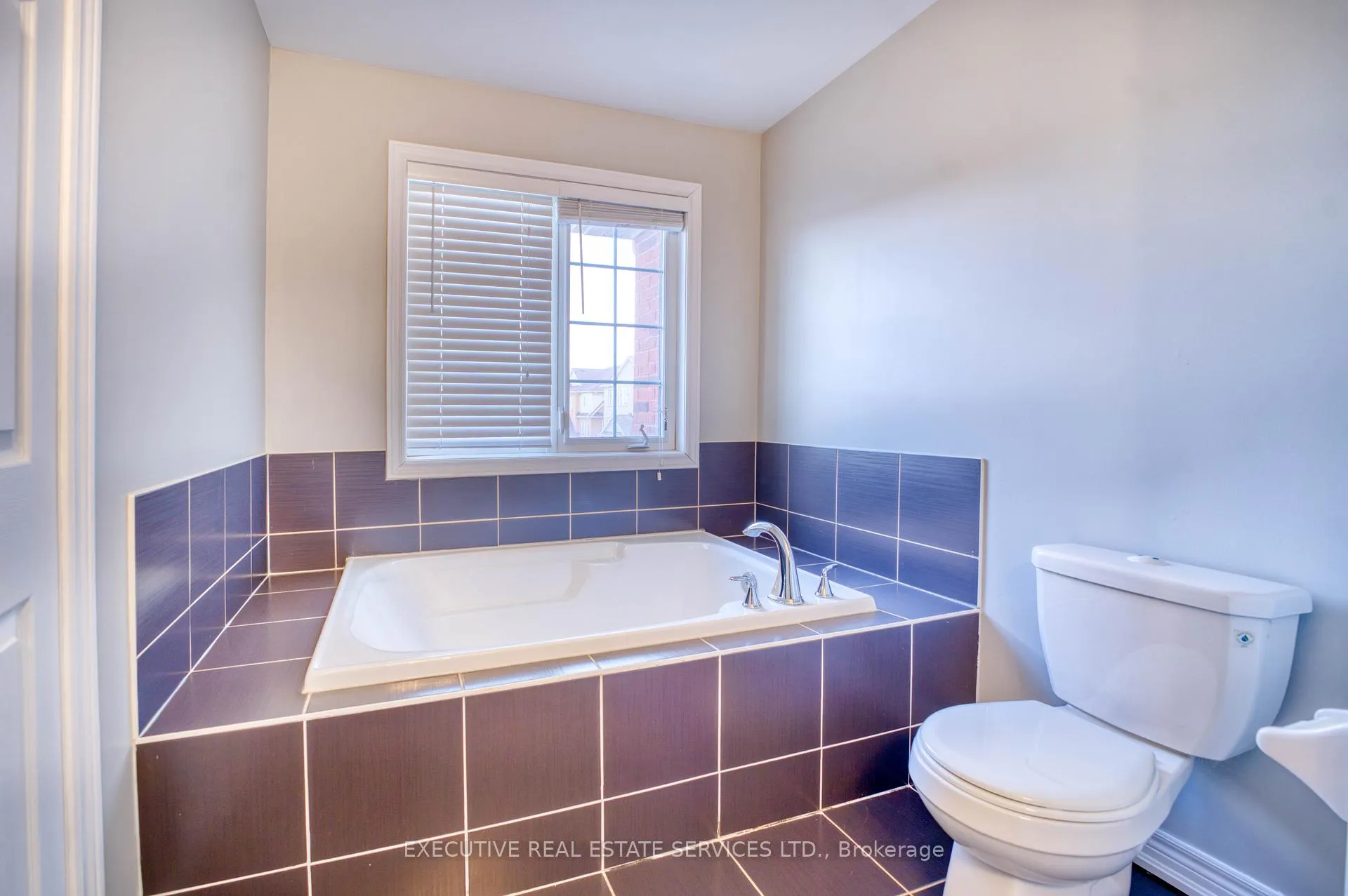 Photo 22 of 9499 Ninth Line, Markham, Cornell — HOMEH