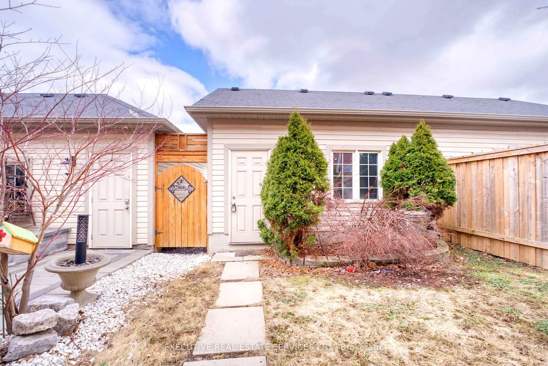 Photo 32 of 9499 Ninth Line, Markham, Cornell — HOMEH