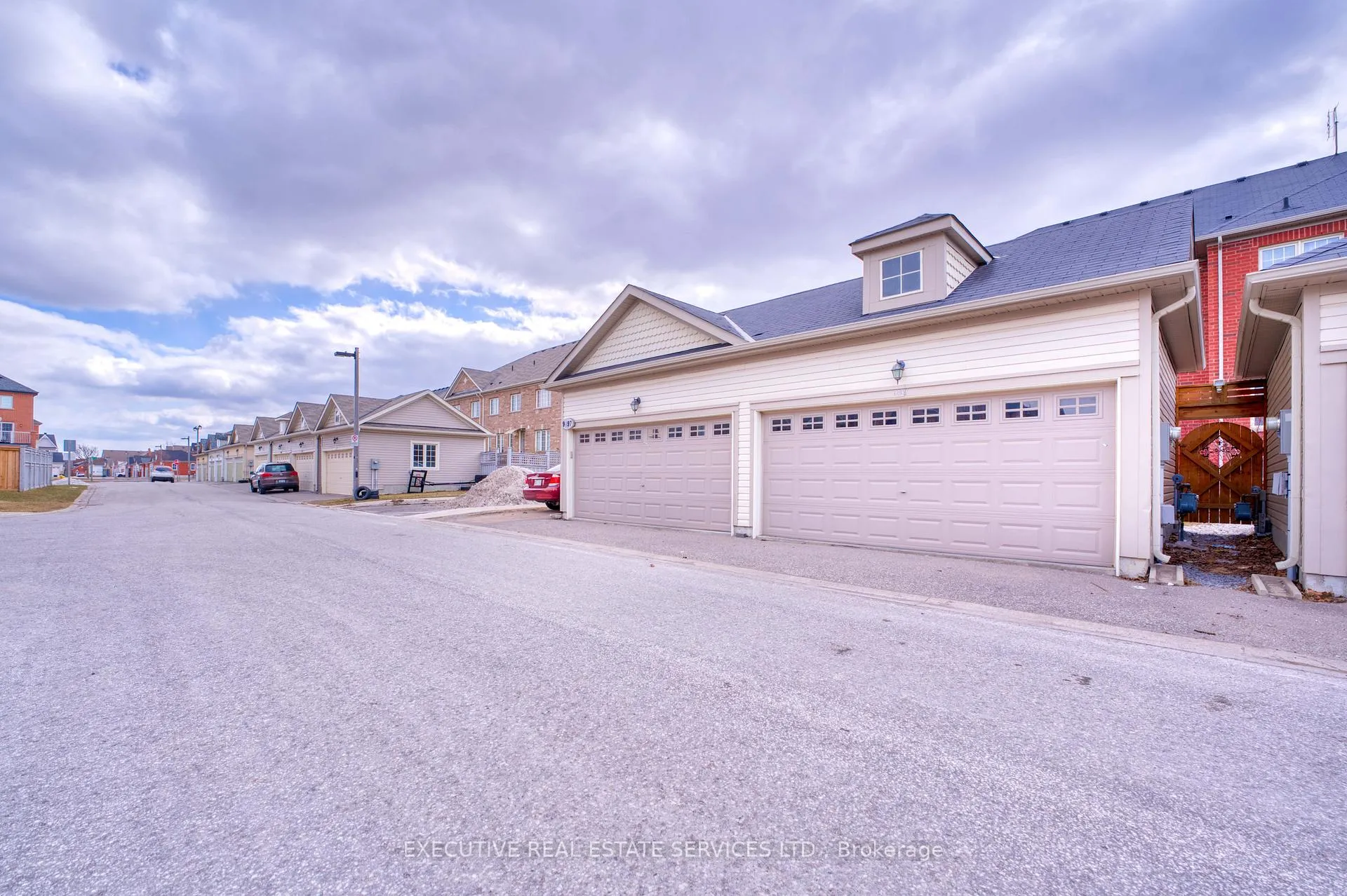 Photo 33 of 9499 Ninth Line, Markham, Cornell — HOMEH