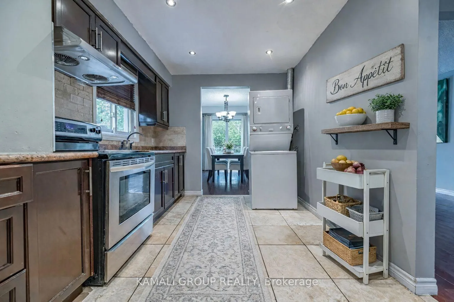 Photo 6 of Unit MAIN, 77 Ecclestone Drive, Brampton, Brampton West — HOMEH