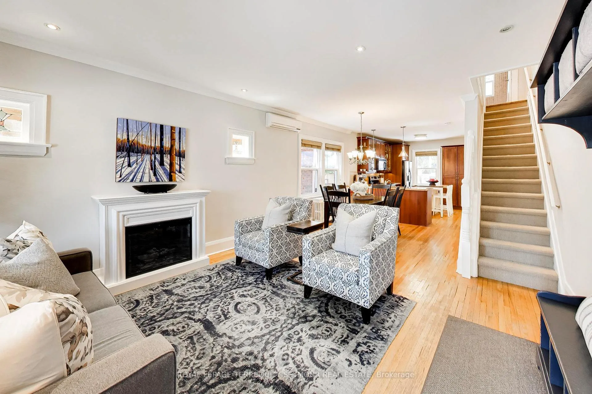 Photo 5 of 1080 Logan Avenue, Toronto, Broadview North — HOMEH