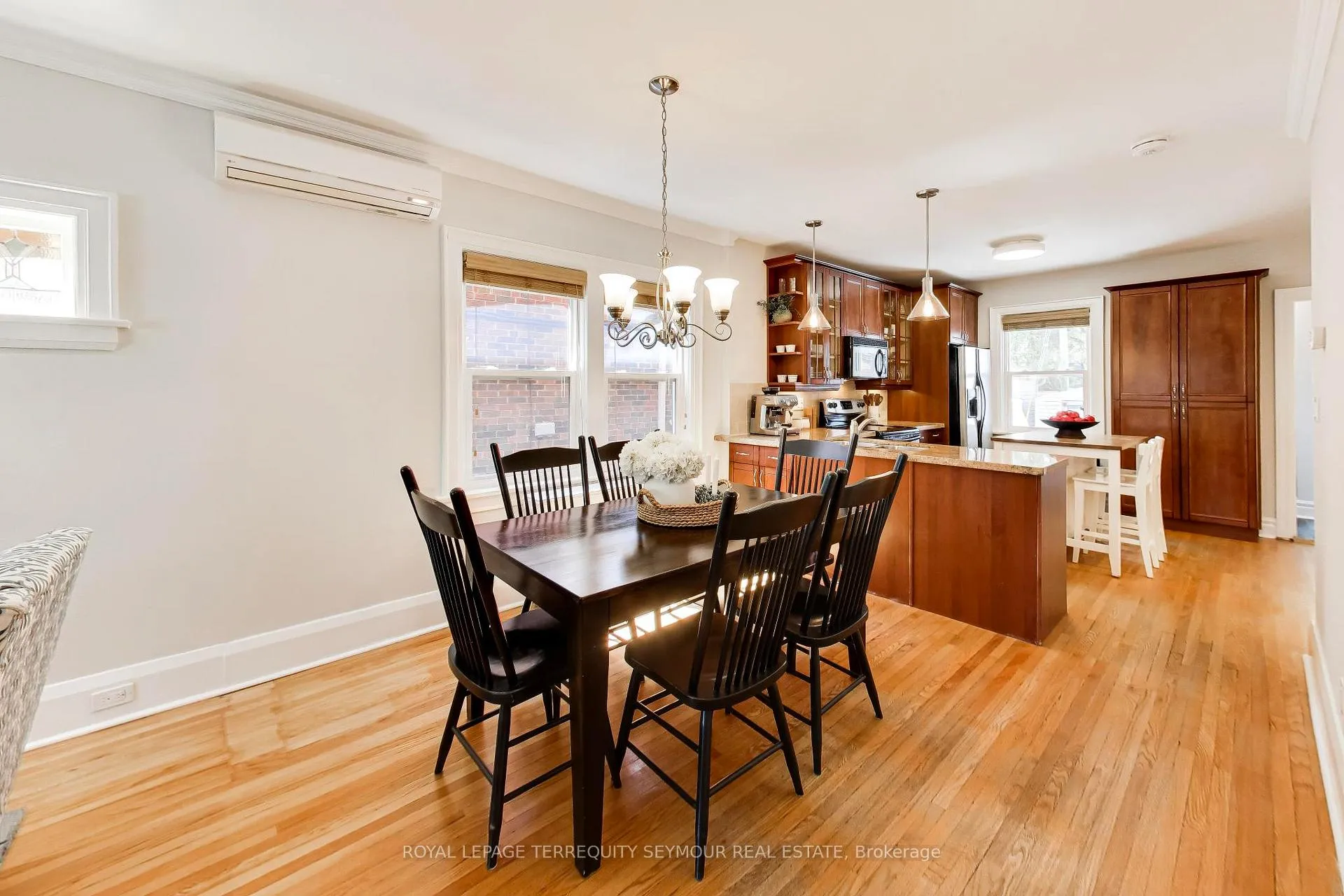 Photo 8 of 1080 Logan Avenue, Toronto, Broadview North — HOMEH