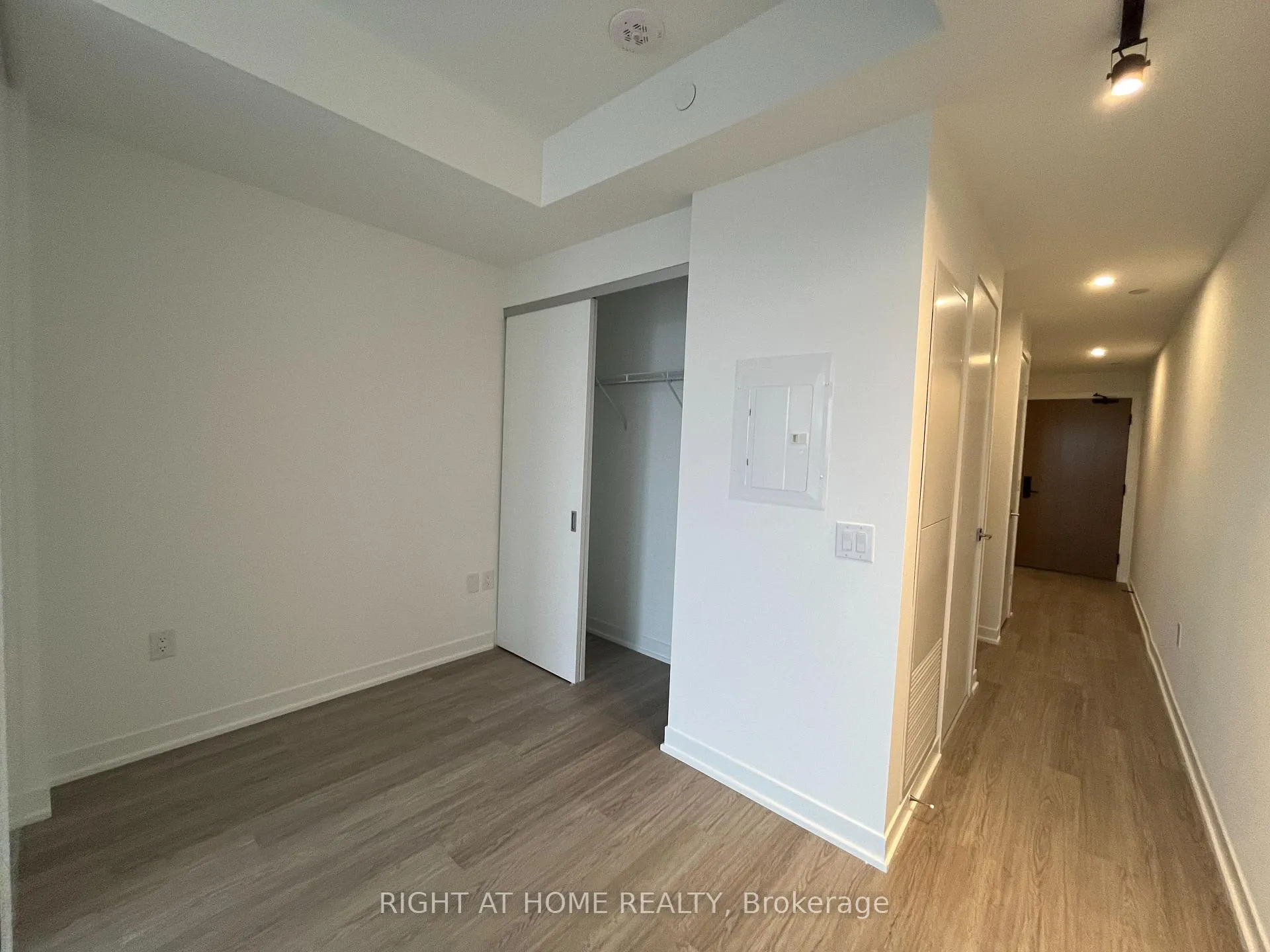 Photo 6 of Unit 1615, 195 McCaul Street, Toronto, Kensington-Chinatown — HOMEH