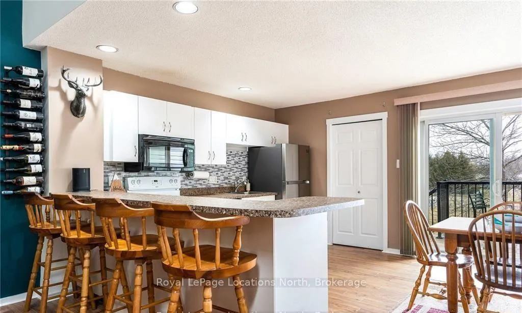 Photo 11 of Unit 10, 470 Oxbow Crescent, Collingwood — HOMEH