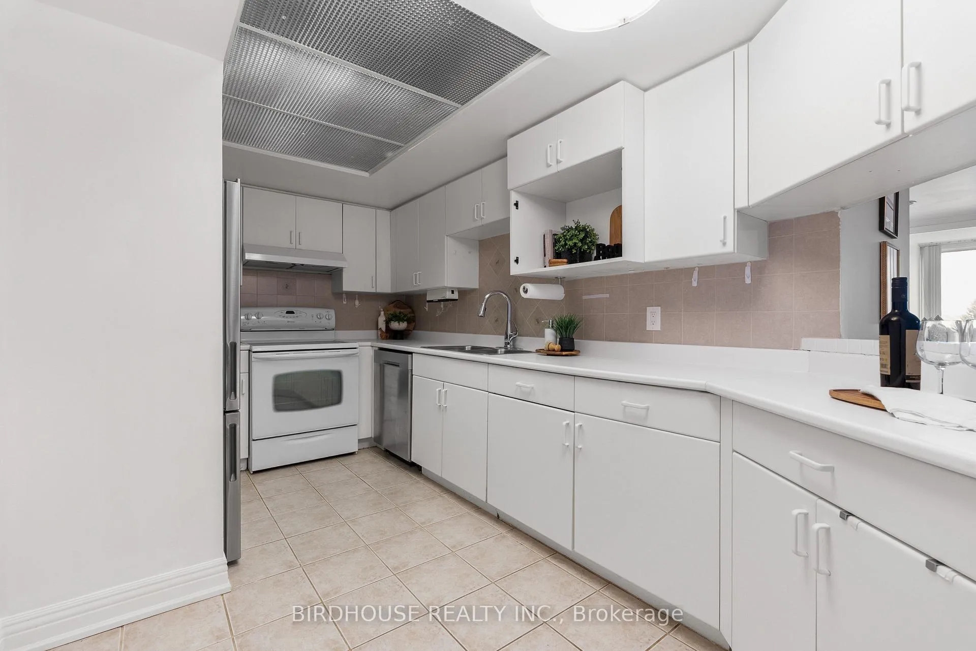 Photo 16 of Unit 311, 45 Cumberland Lane, Ajax, South West — HOMEH