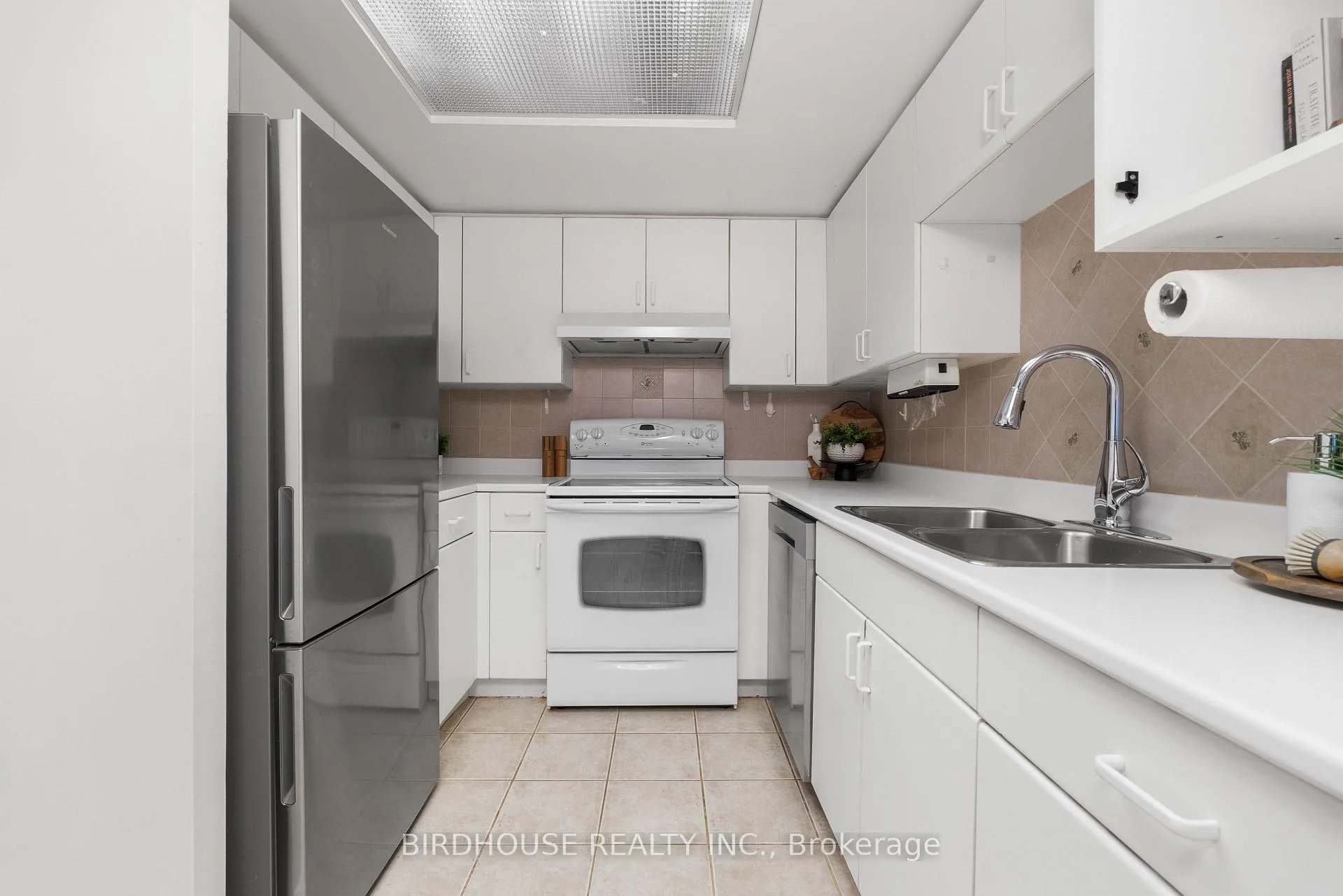 Photo 17 of Unit 311, 45 Cumberland Lane, Ajax, South West — HOMEH