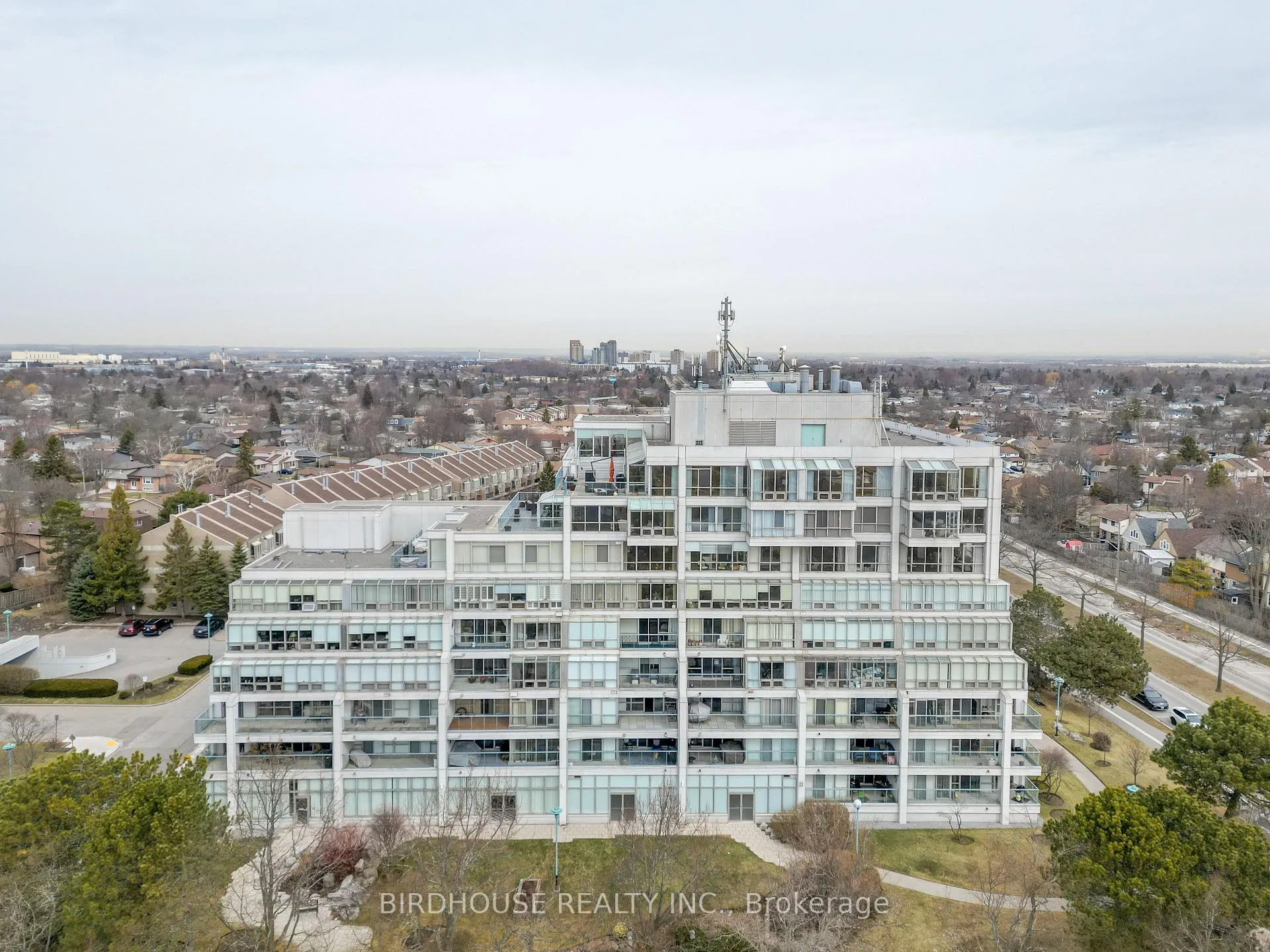 Photo 34 of Unit 311, 45 Cumberland Lane, Ajax, South West — HOMEH