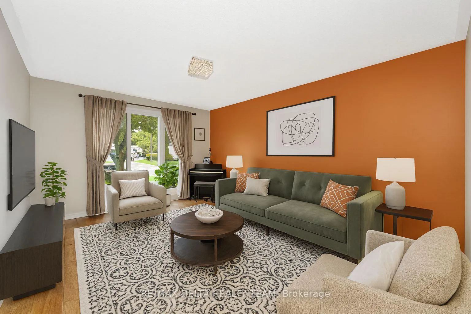 Photo 5 of 427 Mockingbird Drive, Ottawa, Chatelaine Village — HOMEH