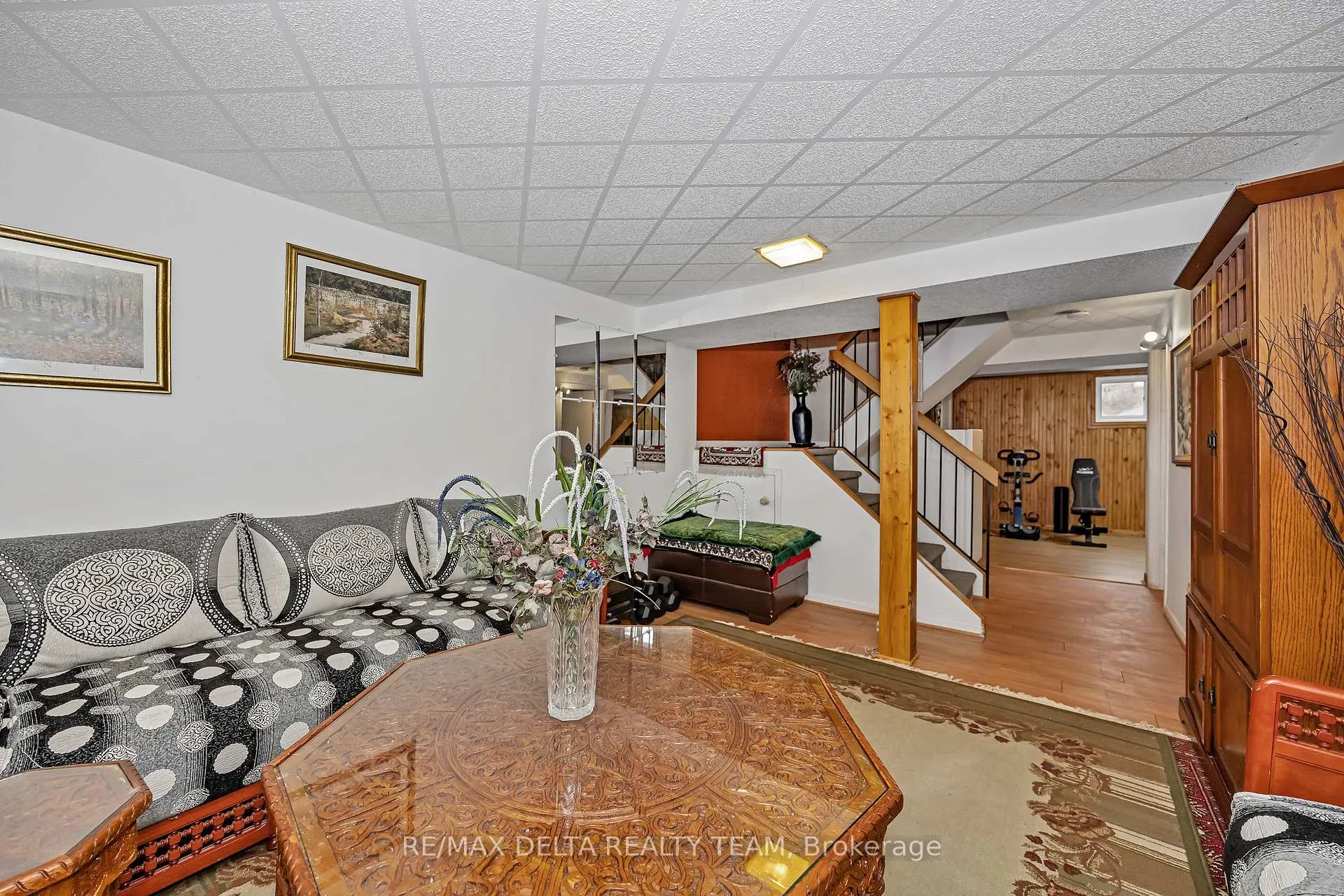 Photo 25 of 427 Mockingbird Drive, Ottawa, Chatelaine Village — HOMEH