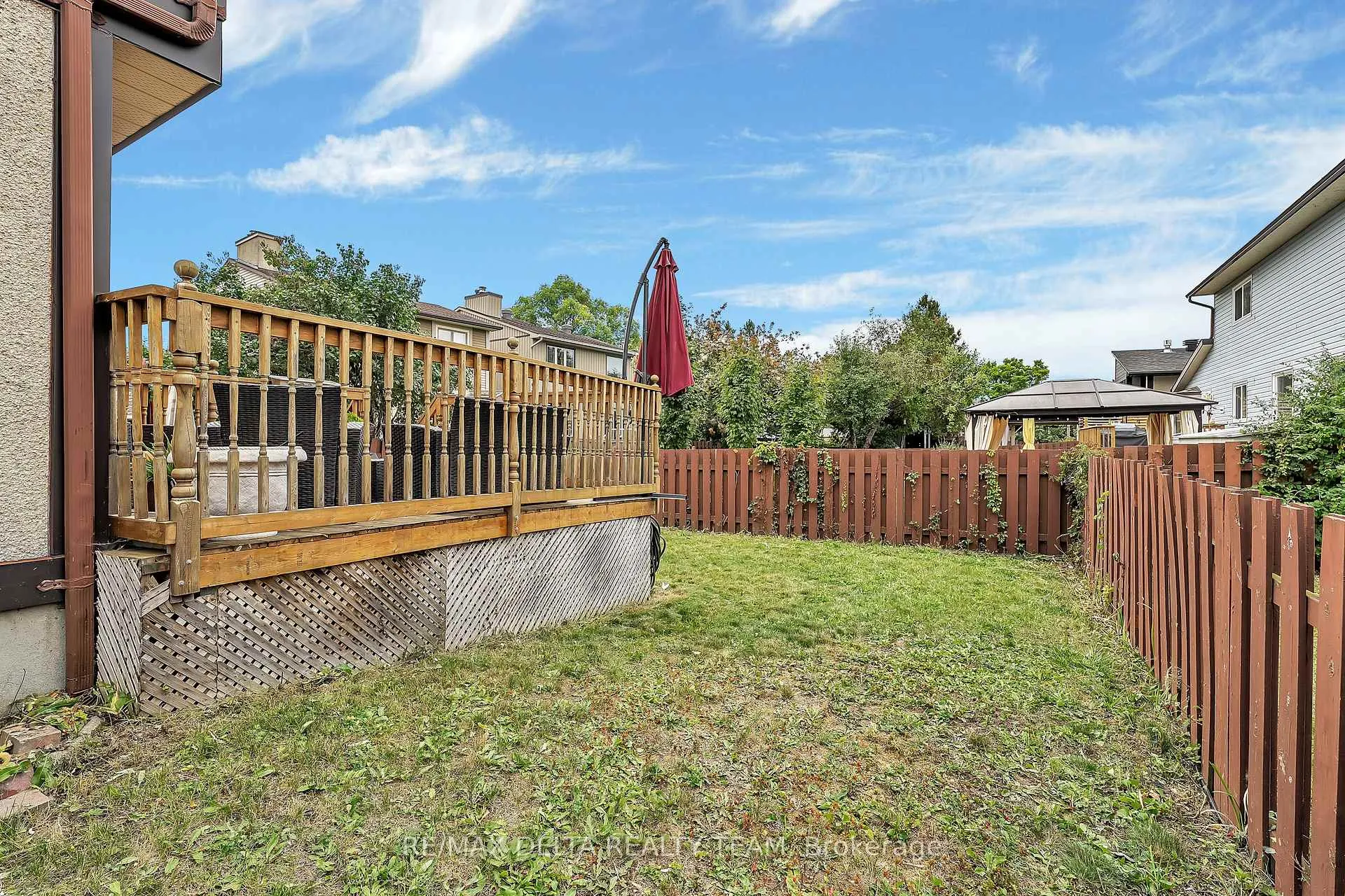Photo 33 of 427 Mockingbird Drive, Ottawa, Chatelaine Village — HOMEH