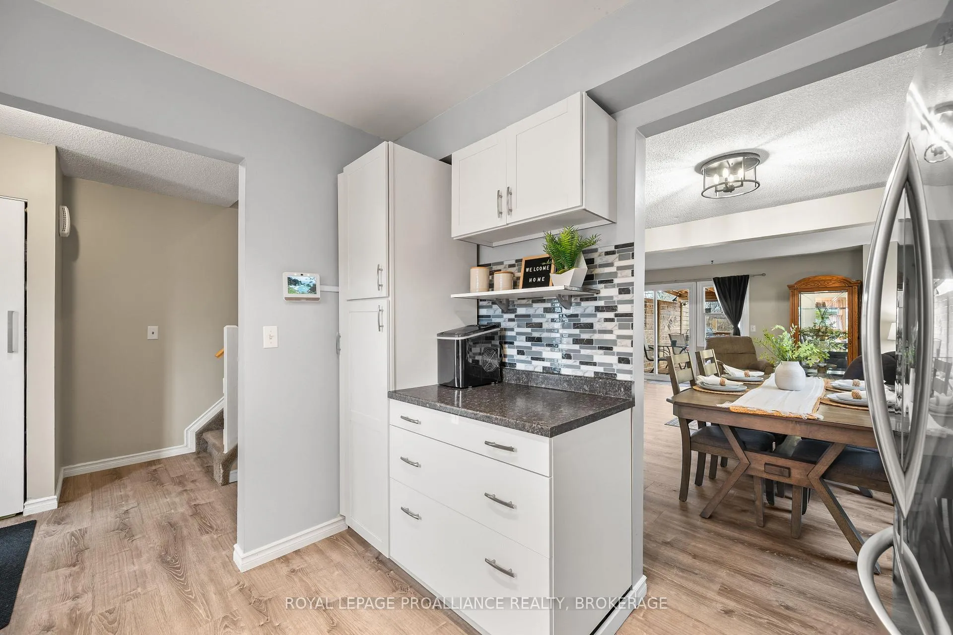 Photo 3 of 884 Larchwood Crescent, Kingston, City Northwest — HOMEH