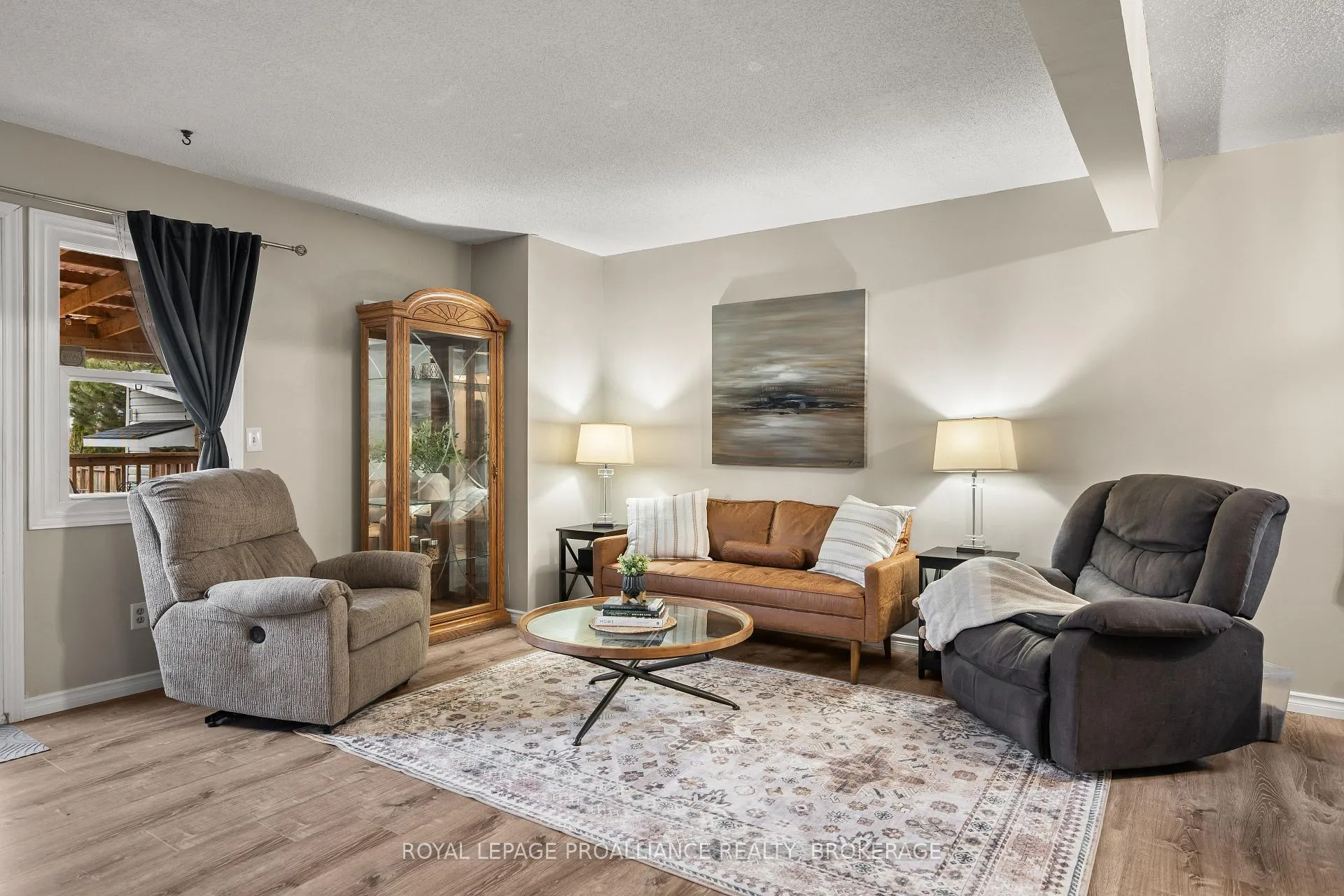 Photo 6 of 884 Larchwood Crescent, Kingston, City Northwest — HOMEH