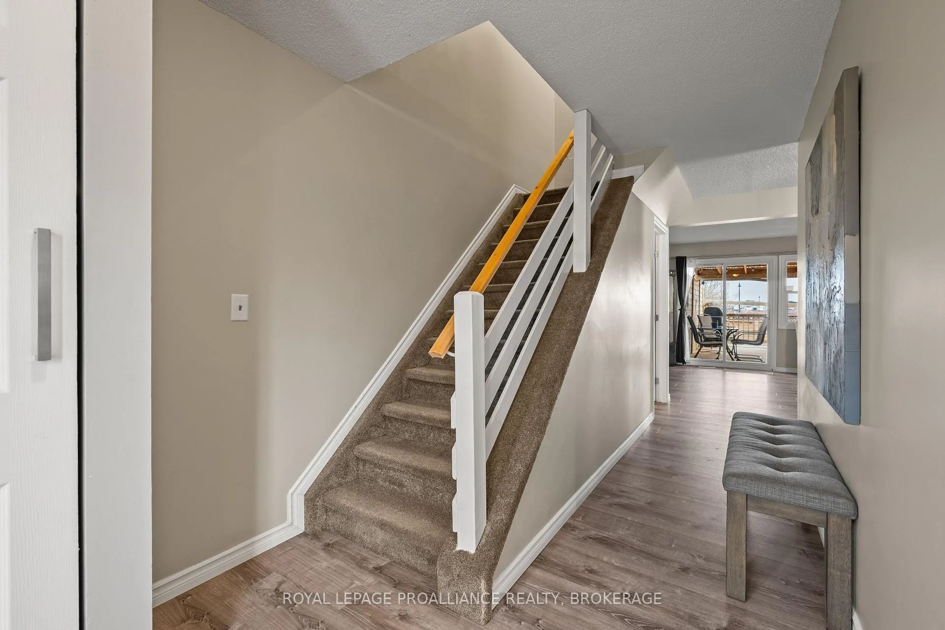 Photo 9 of 884 Larchwood Crescent, Kingston, City Northwest — HOMEH