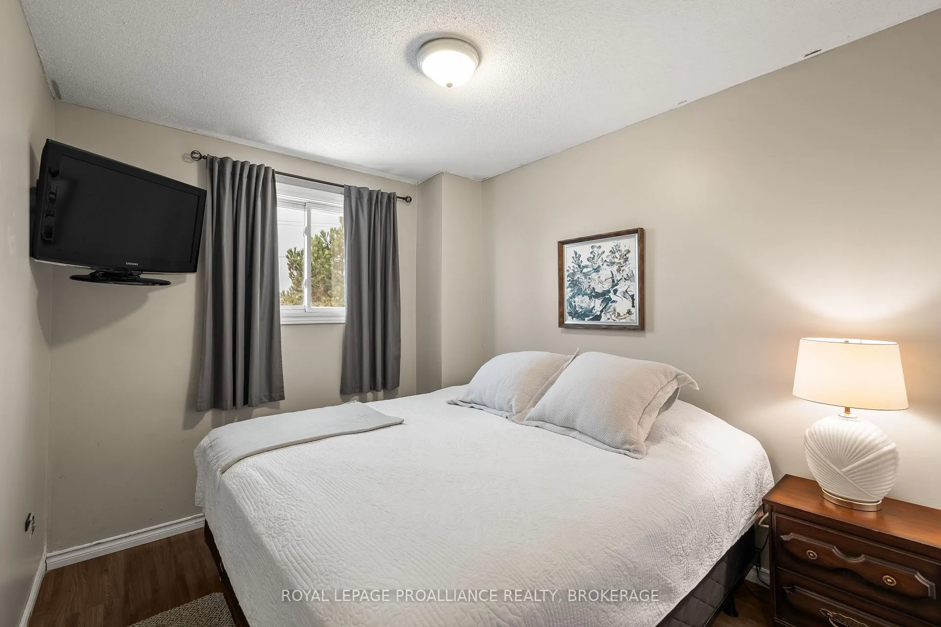 Photo 17 of 884 Larchwood Crescent, Kingston, City Northwest — HOMEH