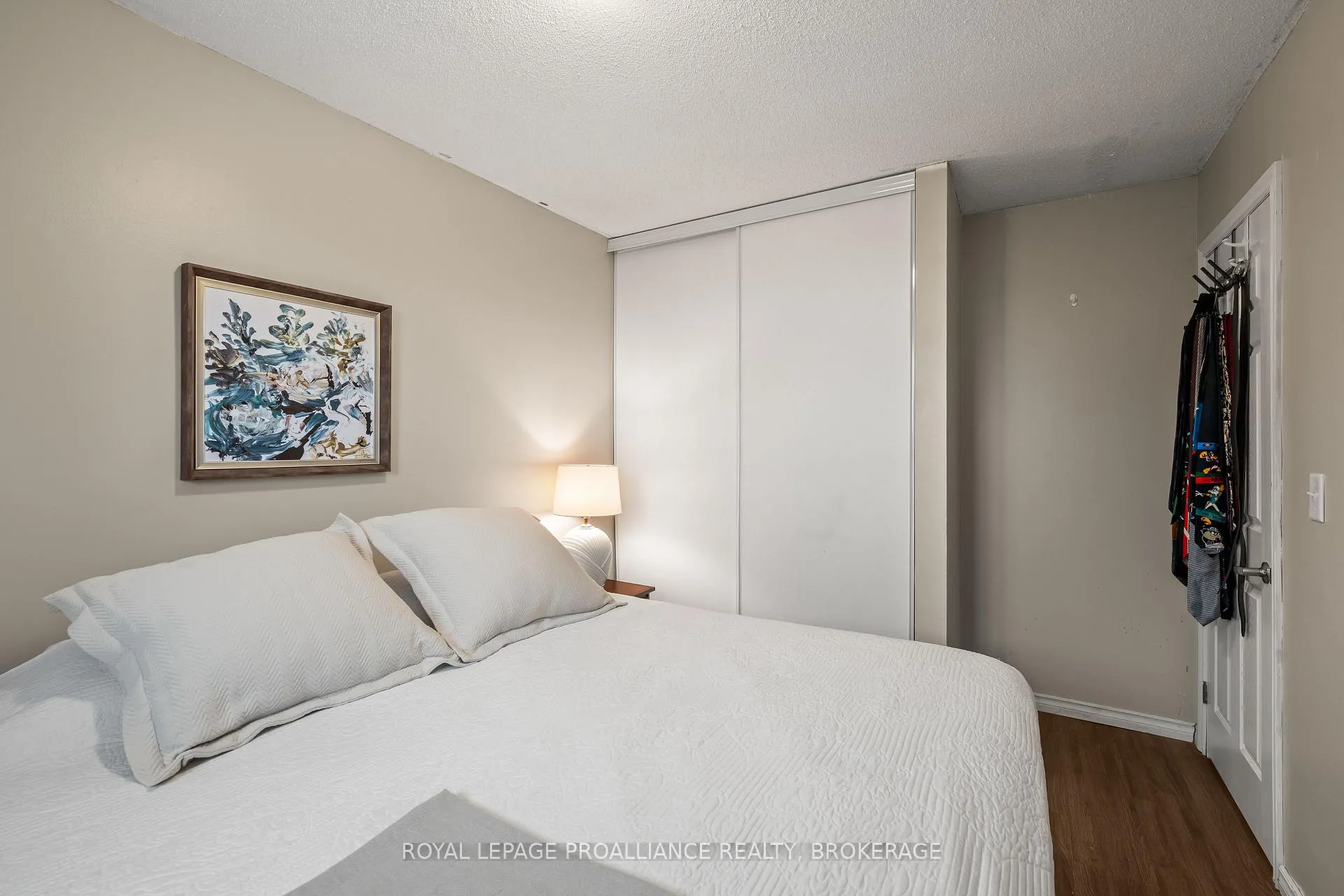 Photo 18 of 884 Larchwood Crescent, Kingston, City Northwest — HOMEH