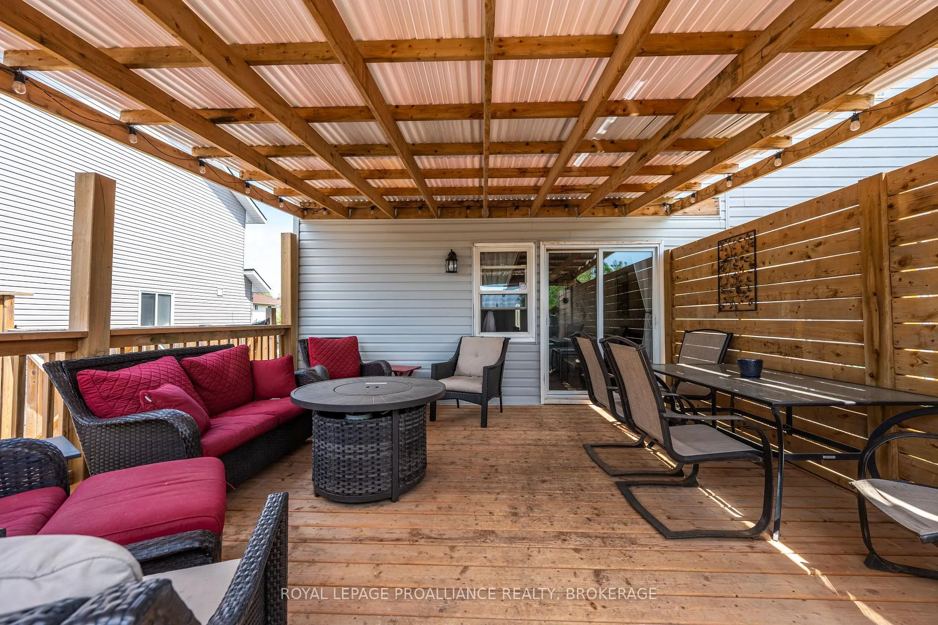 Photo 29 of 884 Larchwood Crescent, Kingston, City Northwest — HOMEH