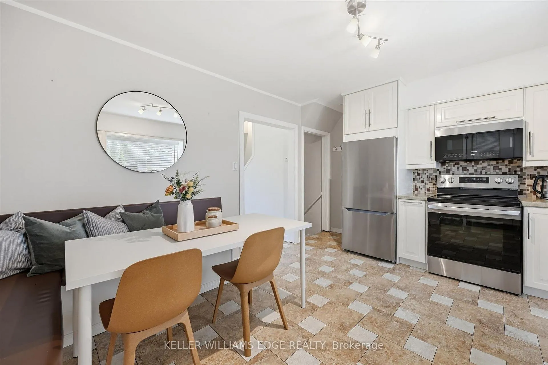 Photo 10 of 2441 Barclay Road, Burlington, Brant — HOMEH