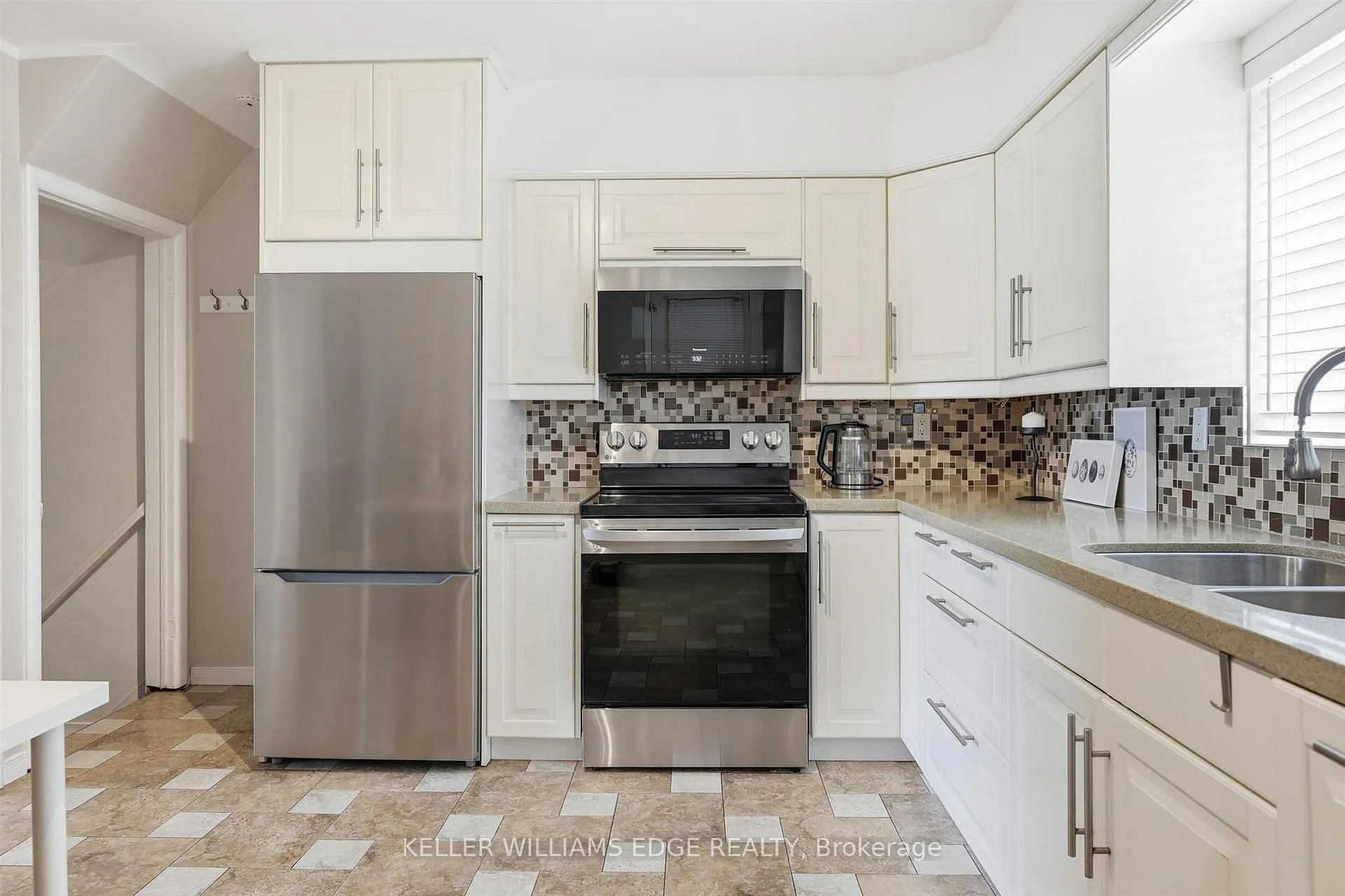 Photo 11 of 2441 Barclay Road, Burlington, Brant — HOMEH