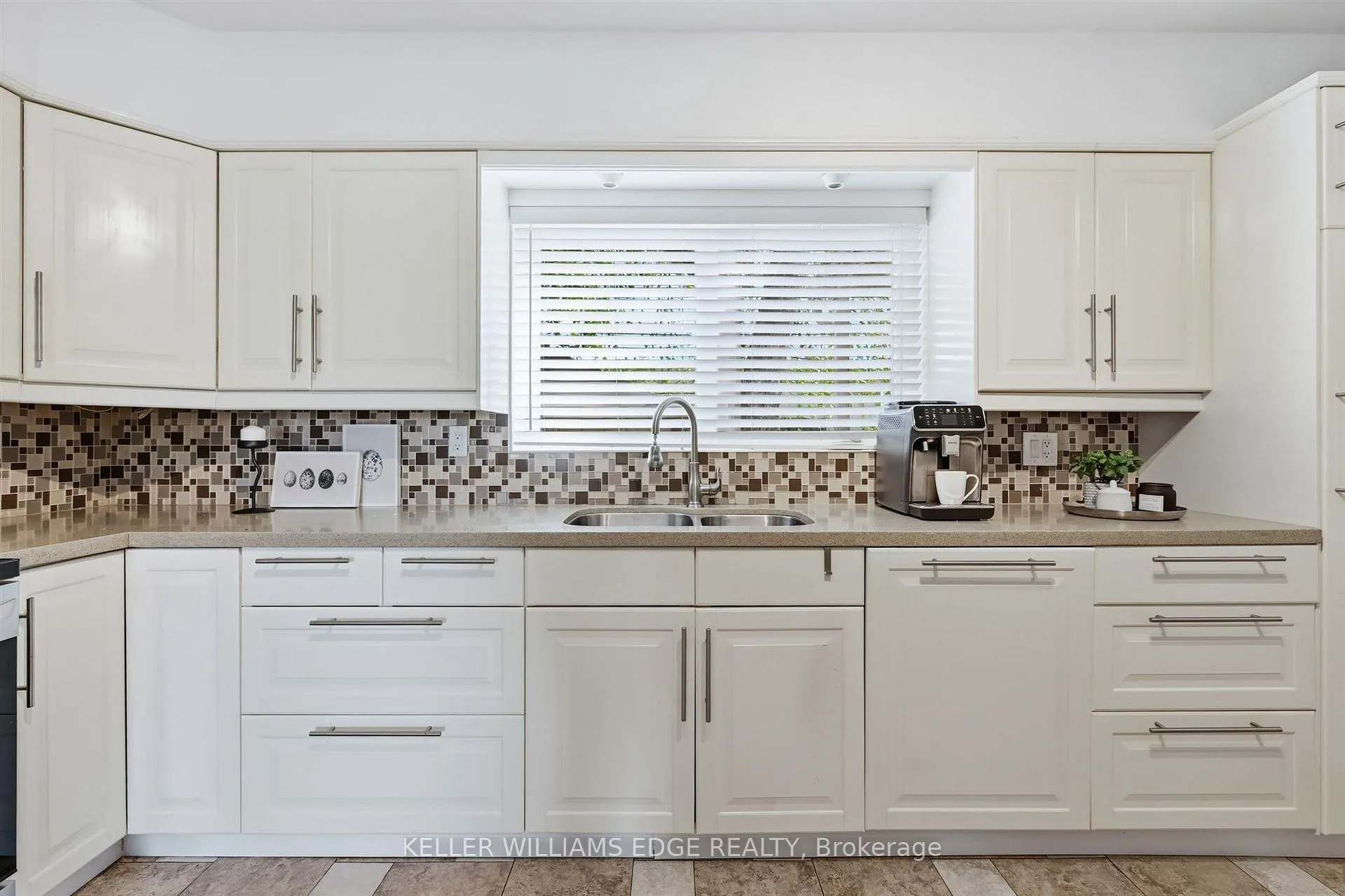 Photo 12 of 2441 Barclay Road, Burlington, Brant — HOMEH