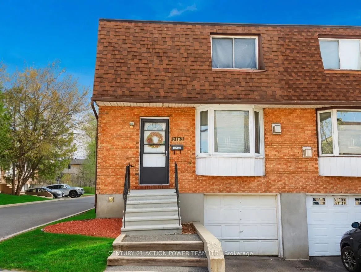 Front of Unit 17, 3103 Armada Avenue