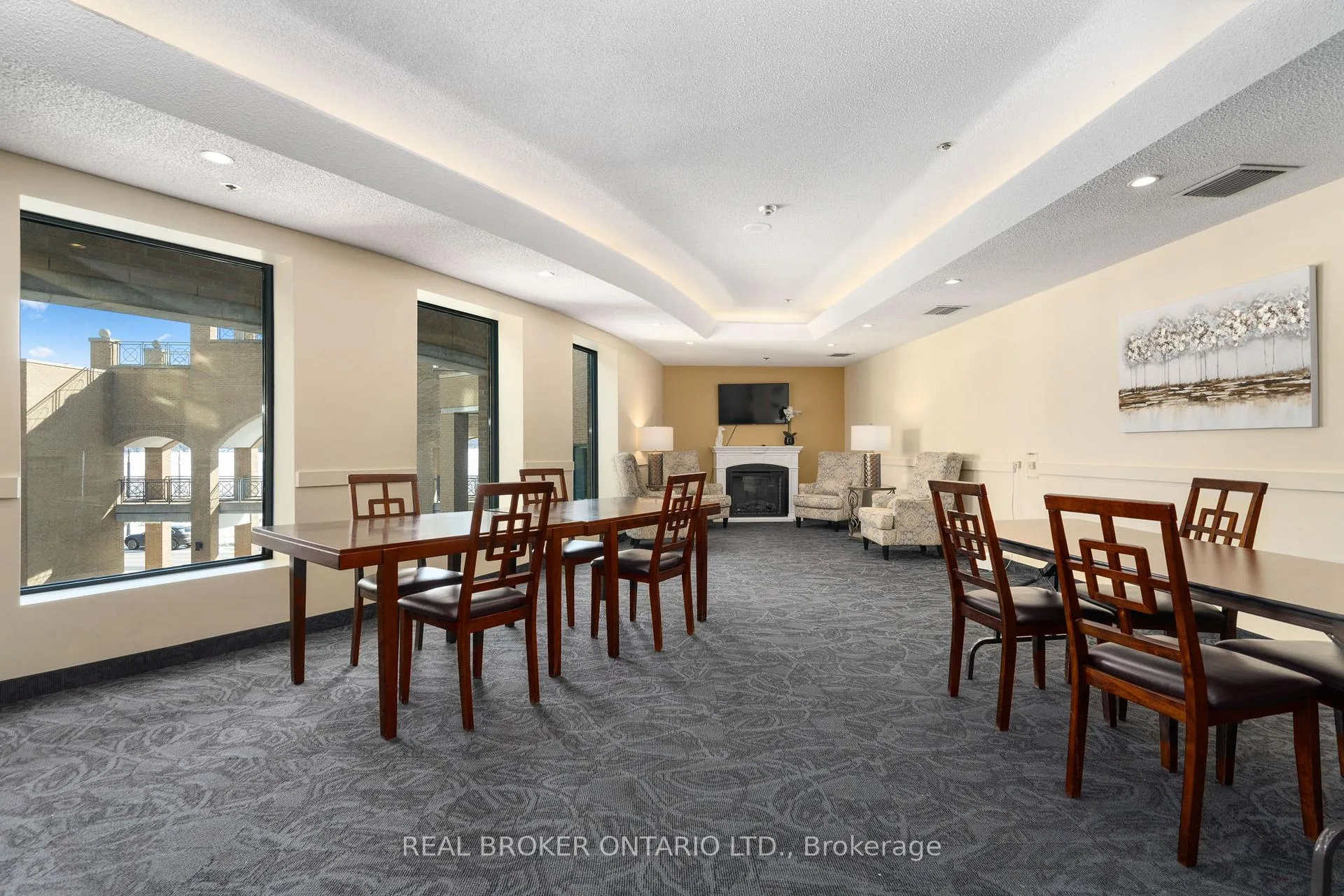 Photo 25 of Unit 704, 140 Dunlop Street E, Barrie, City Centre — HOMEH