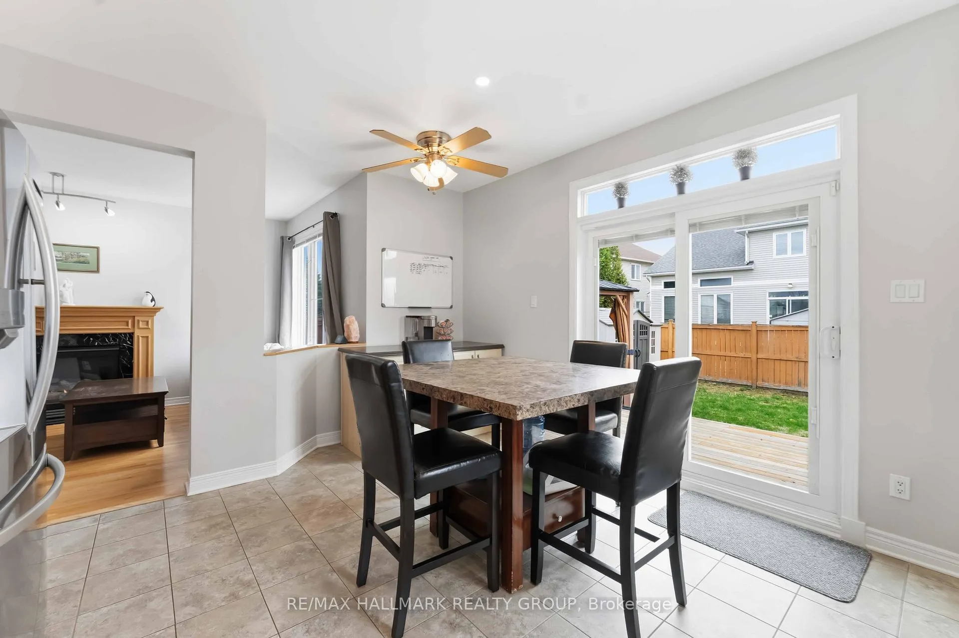 Photo 7 of 22 Oak Grove Street, Ottawa, Barrhaven East — HOMEH