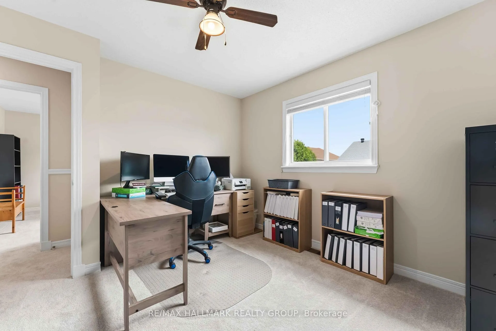 Photo 15 of 22 Oak Grove Street, Ottawa, Barrhaven East — HOMEH