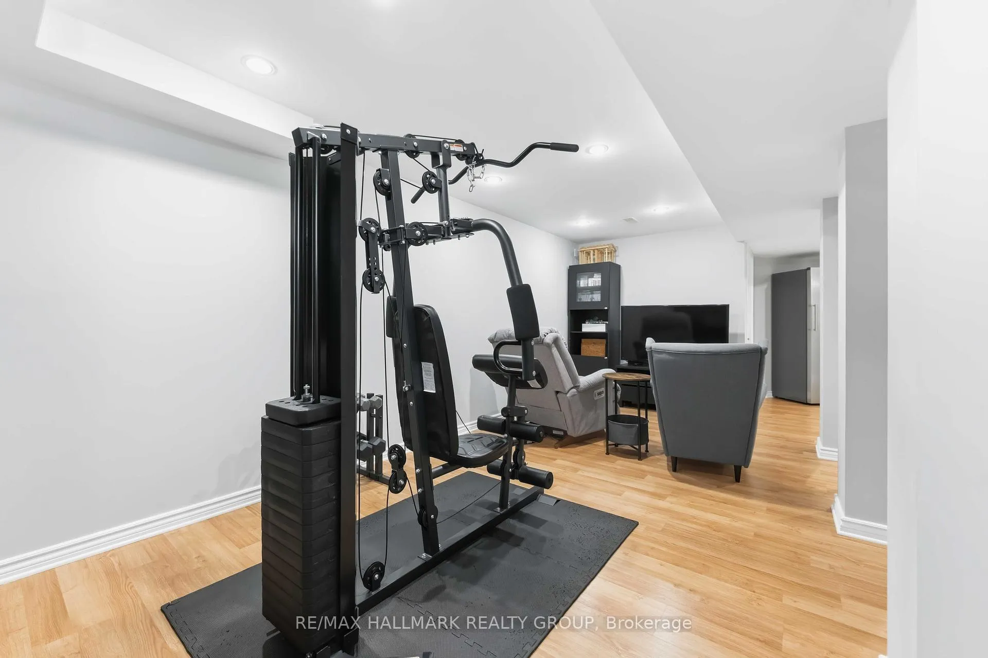 Photo 19 of 22 Oak Grove Street, Ottawa, Barrhaven East — HOMEH