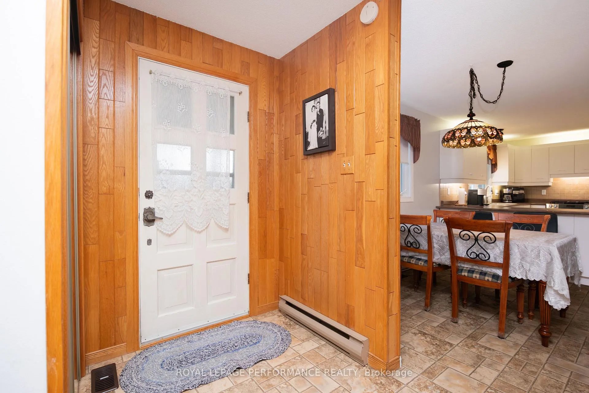 Photo 6 of 44 Victoria Street W, North Glengarry, Alexandria — HOMEH