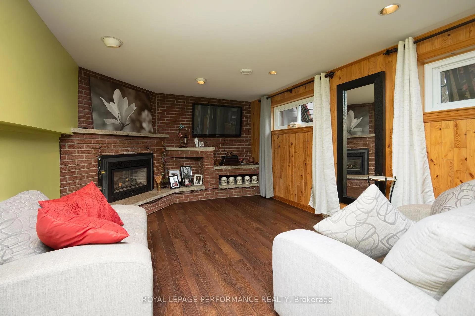 Photo 26 of 44 Victoria Street W, North Glengarry, Alexandria — HOMEH