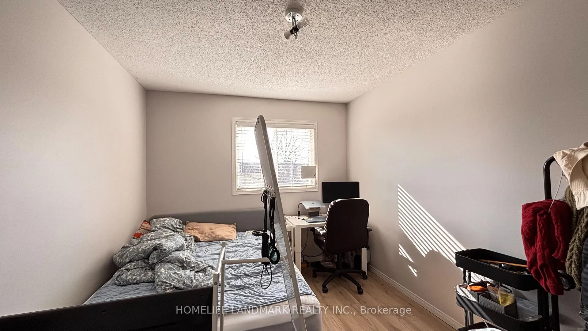 Photo 11 of 719 Paris Boulevard, Waterloo, Clair Hills — HOMEH