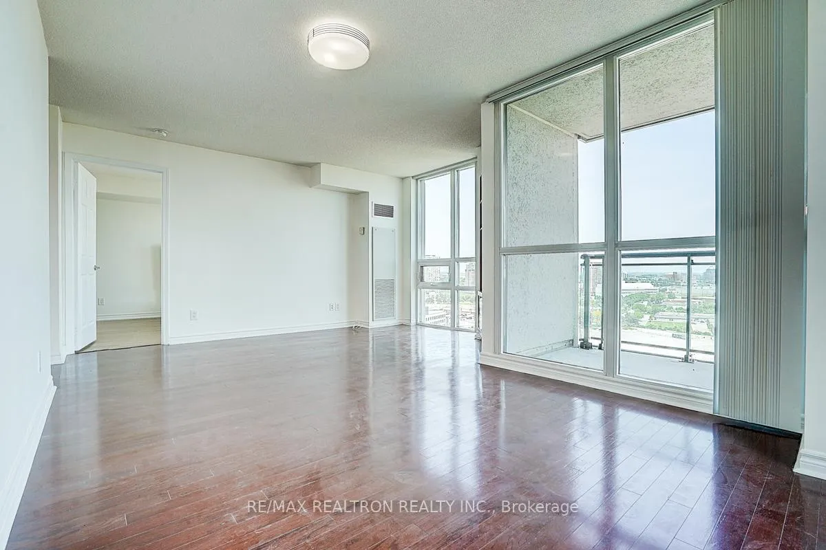 Photo 11 of Unit 2008, 88 Grangeway Avenue, Scarborough, Woburn — HOMEH