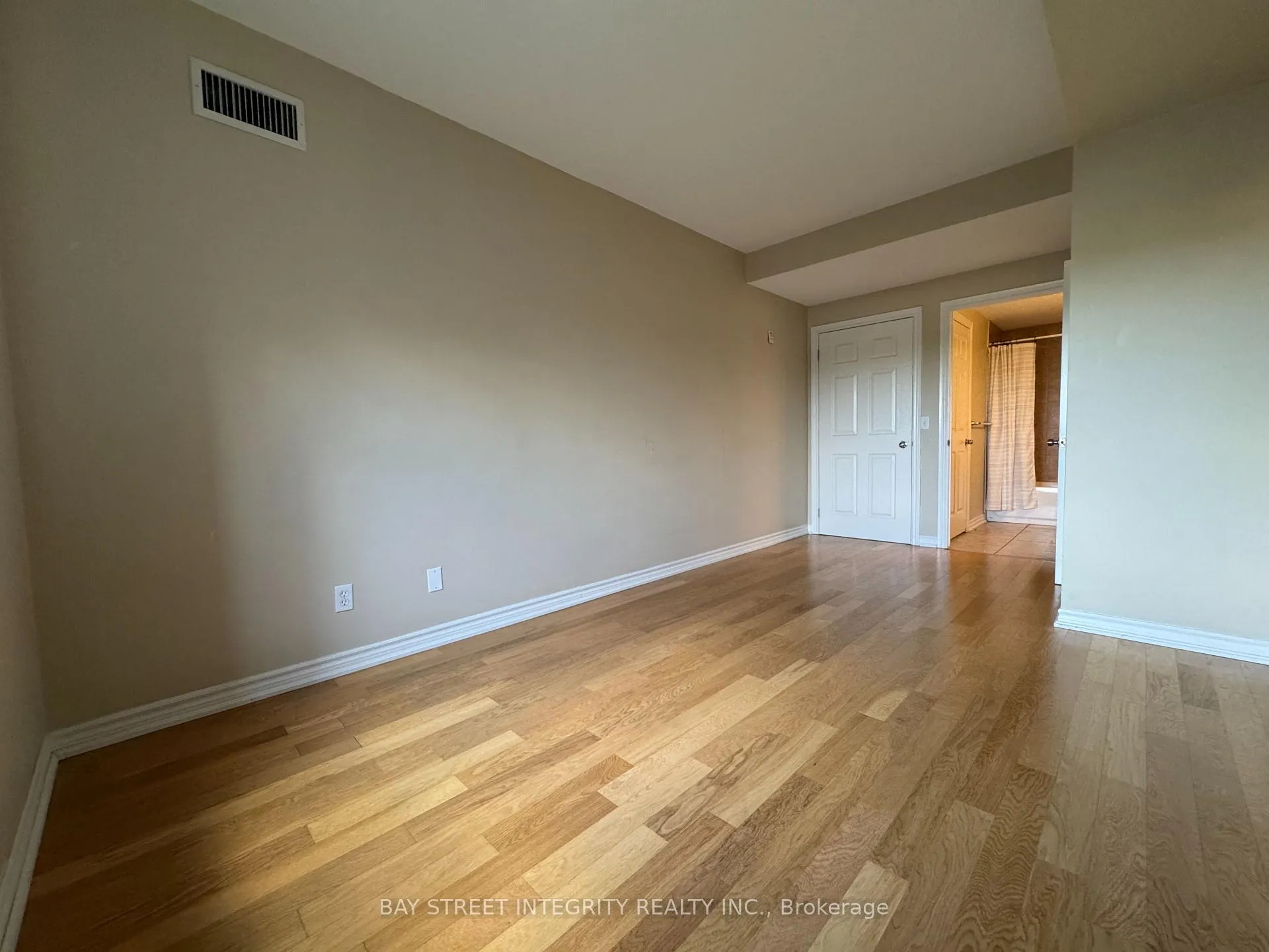 Photo 16 of Unit 402, 47 Caroline Street N, Hamilton, Central — HOMEH