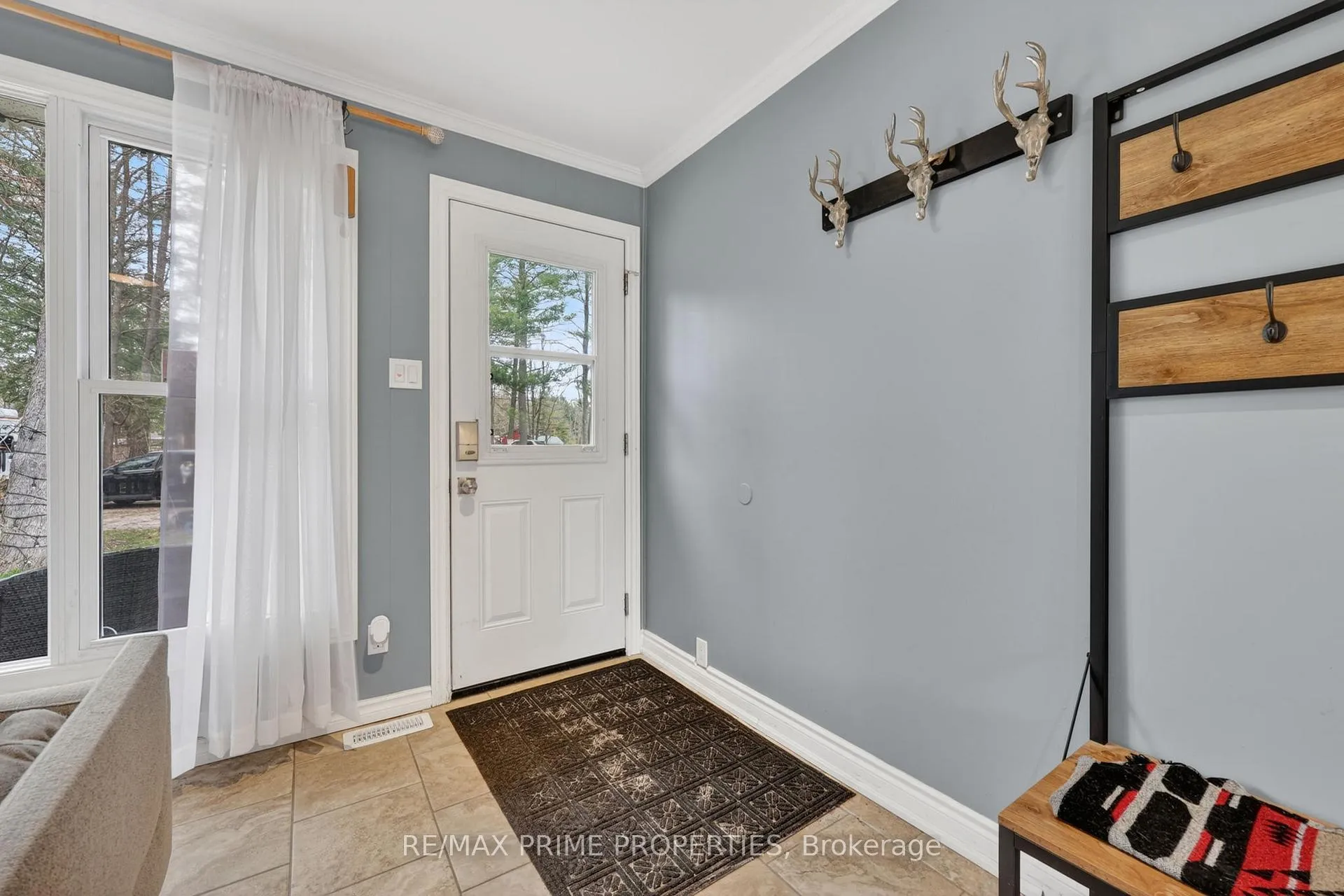 Photo 2 of 118 Stanley Road, Kawartha Lakes, Carden — HOMEH