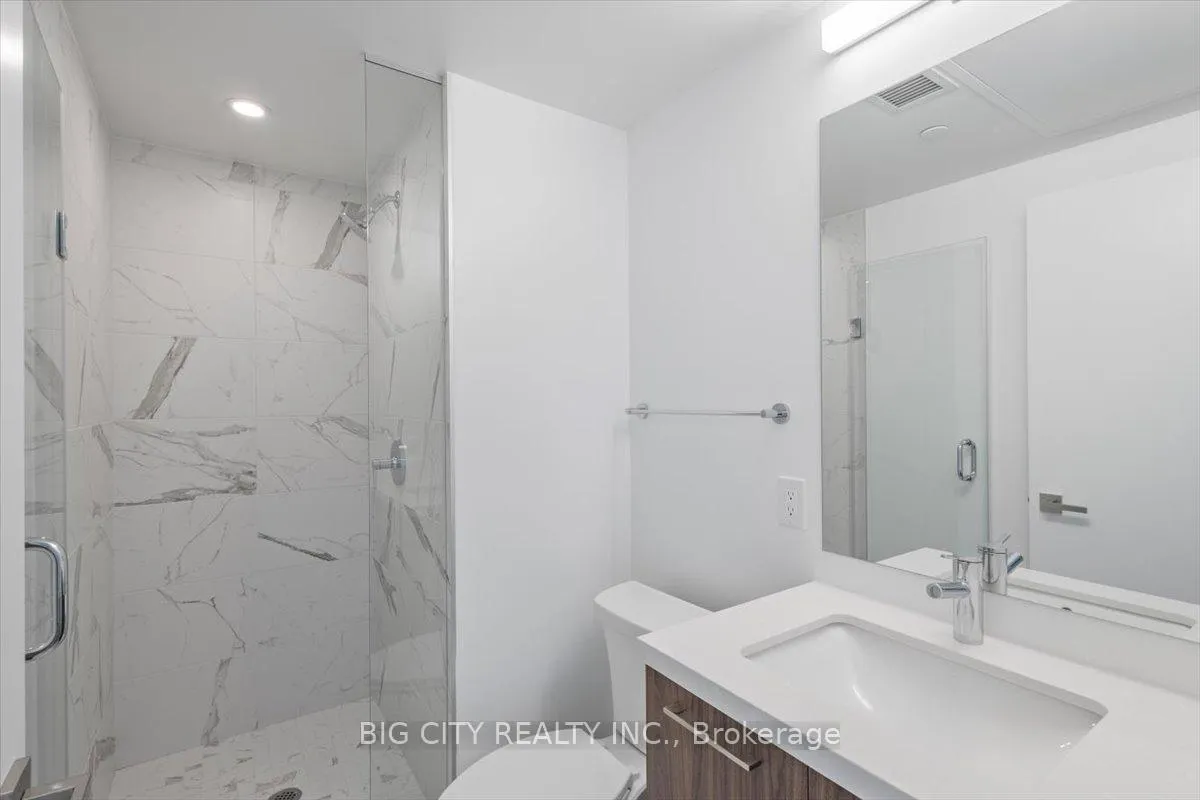 Photo 4 of Unit 305, 33 Frederick Todd Way, Toronto, Thorncliffe Park — HOMEH