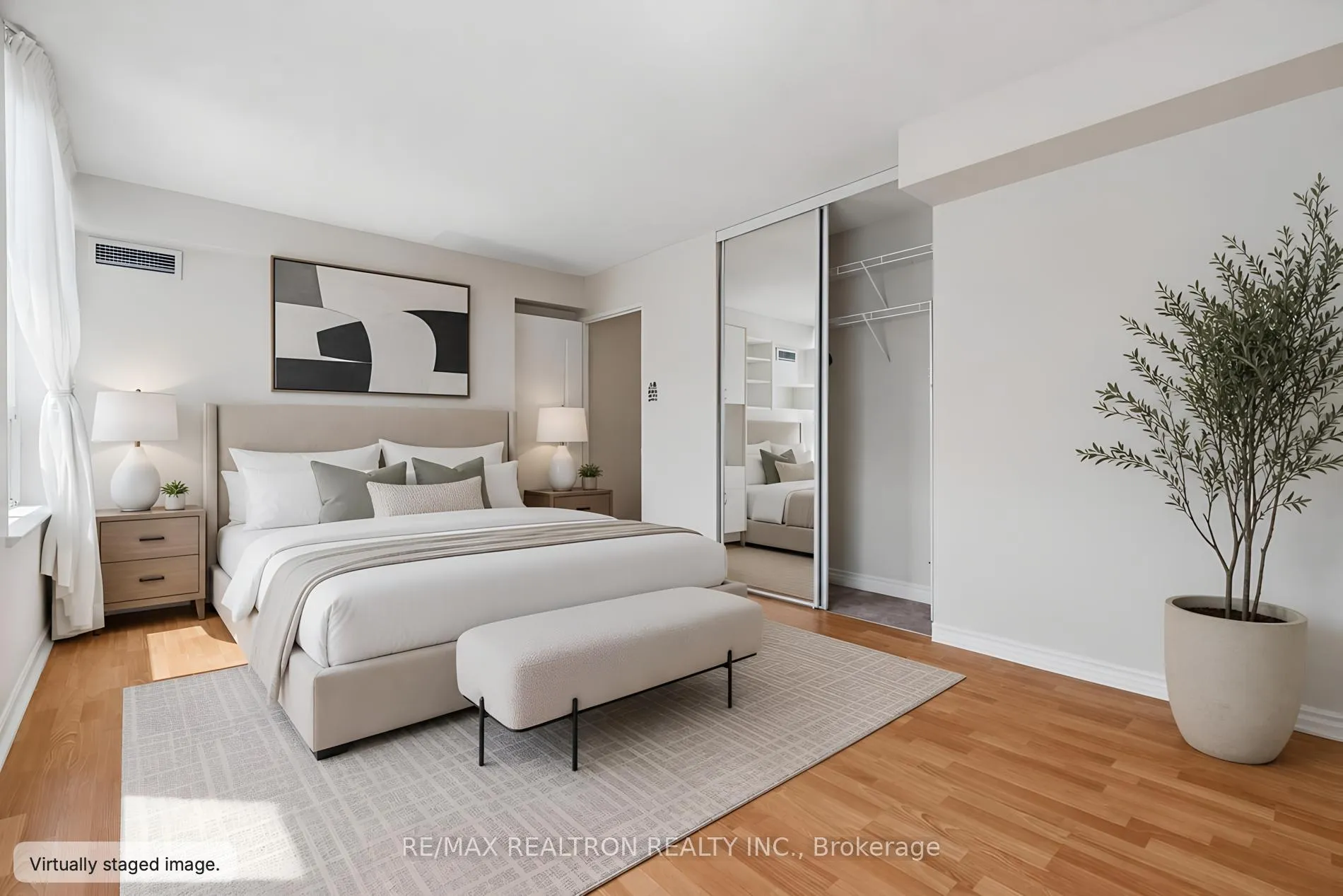 Photo 10 of Unit 1112, 7 Townsgate Drive, Vaughan, Crestwood-Springfarm-Yorkhill — HOMEH