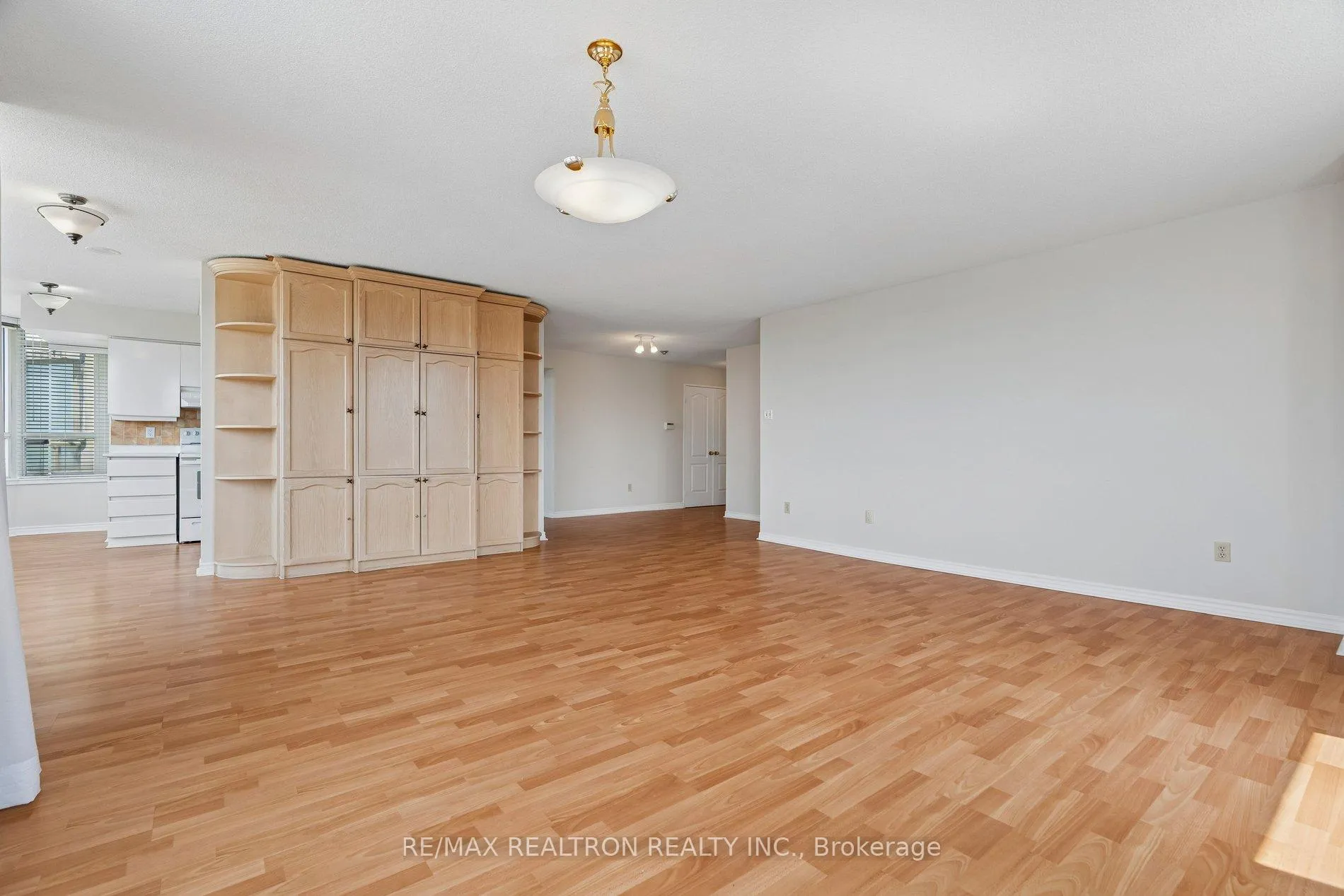 Photo 14 of Unit 1112, 7 Townsgate Drive, Vaughan, Crestwood-Springfarm-Yorkhill — HOMEH