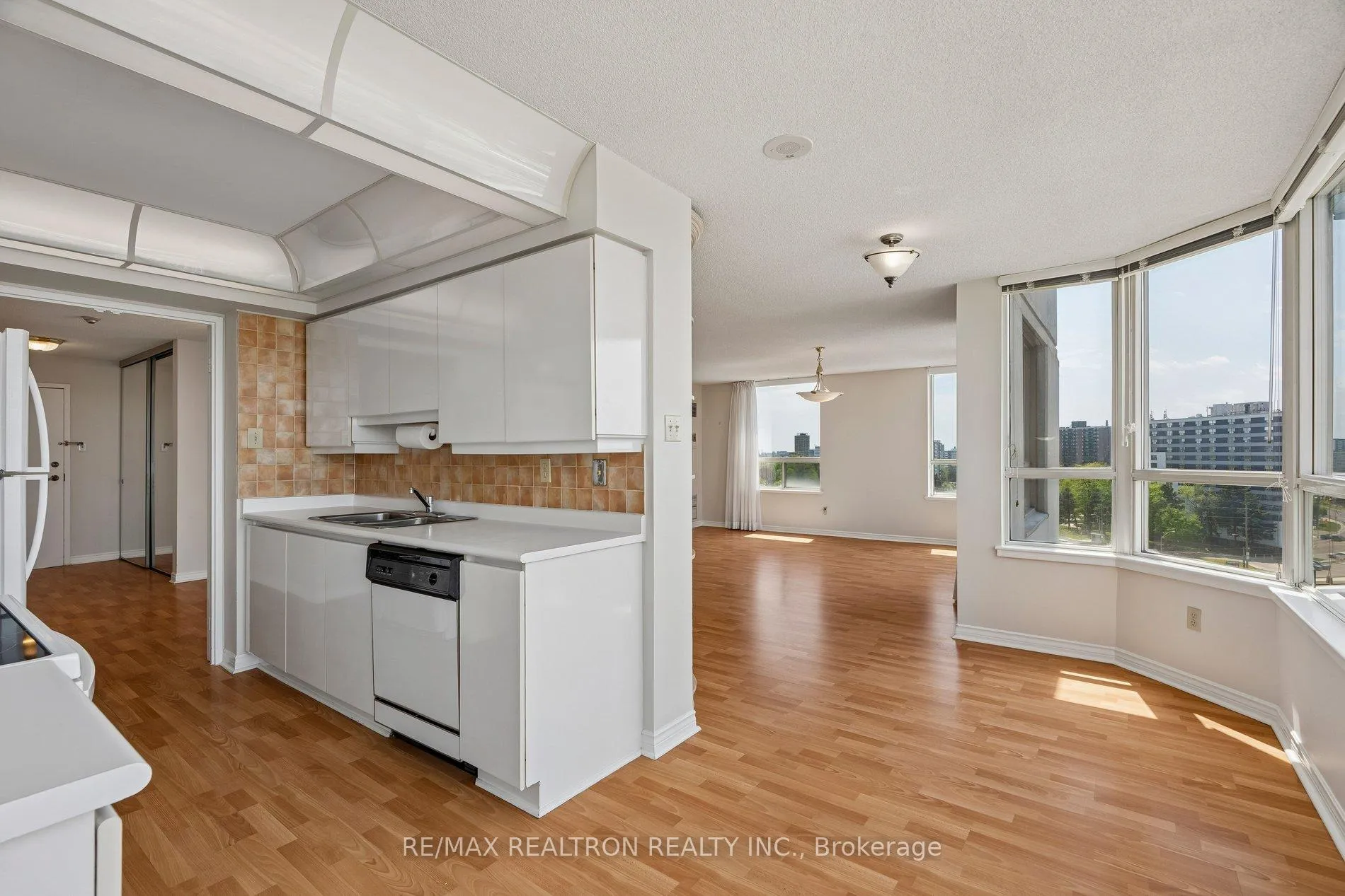 Photo 26 of Unit 1112, 7 Townsgate Drive, Vaughan, Crestwood-Springfarm-Yorkhill — HOMEH