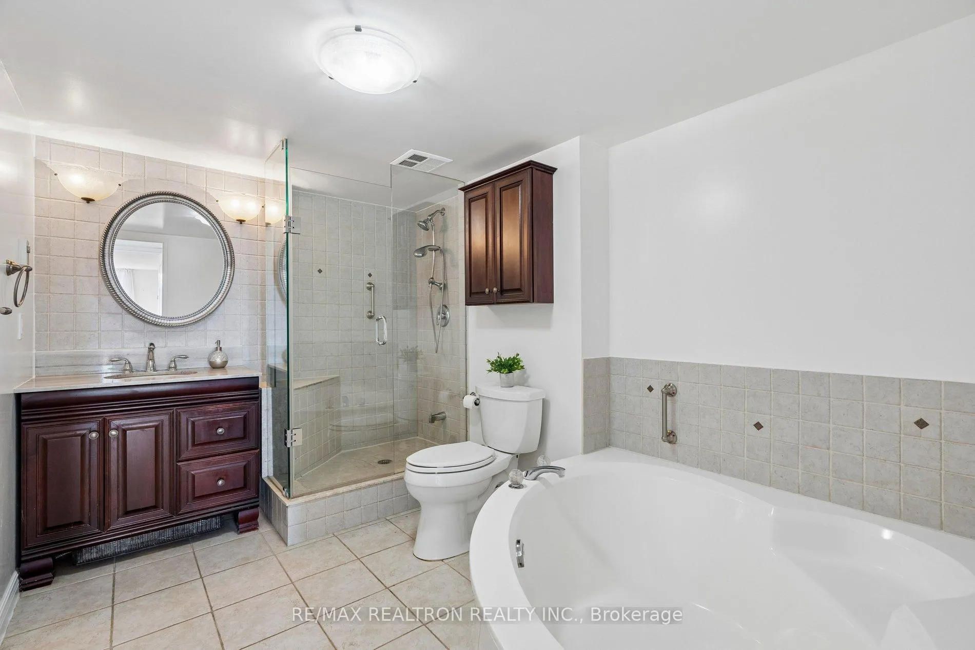 Photo 34 of Unit 1112, 7 Townsgate Drive, Vaughan, Crestwood-Springfarm-Yorkhill — HOMEH
