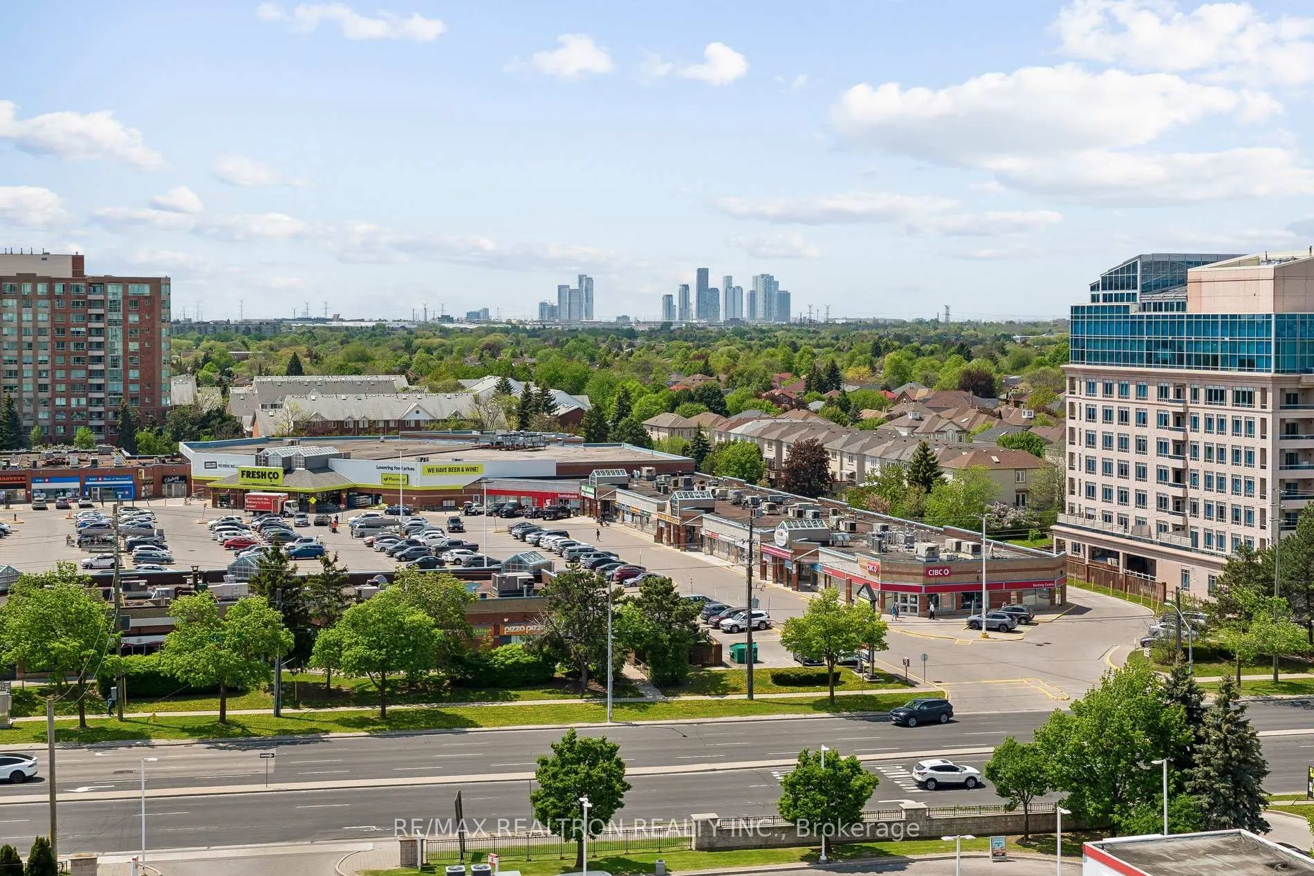 Photo 42 of Unit 1112, 7 Townsgate Drive, Vaughan, Crestwood-Springfarm-Yorkhill — HOMEH
