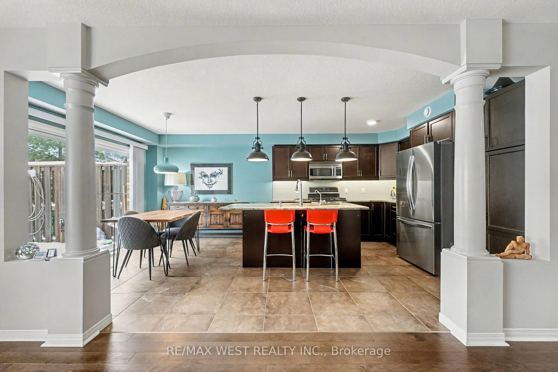 Photo 4 of Unit 7, 255 Summerfield Drive, Guelph, Pineridge/Westminster Woods — HOMEH