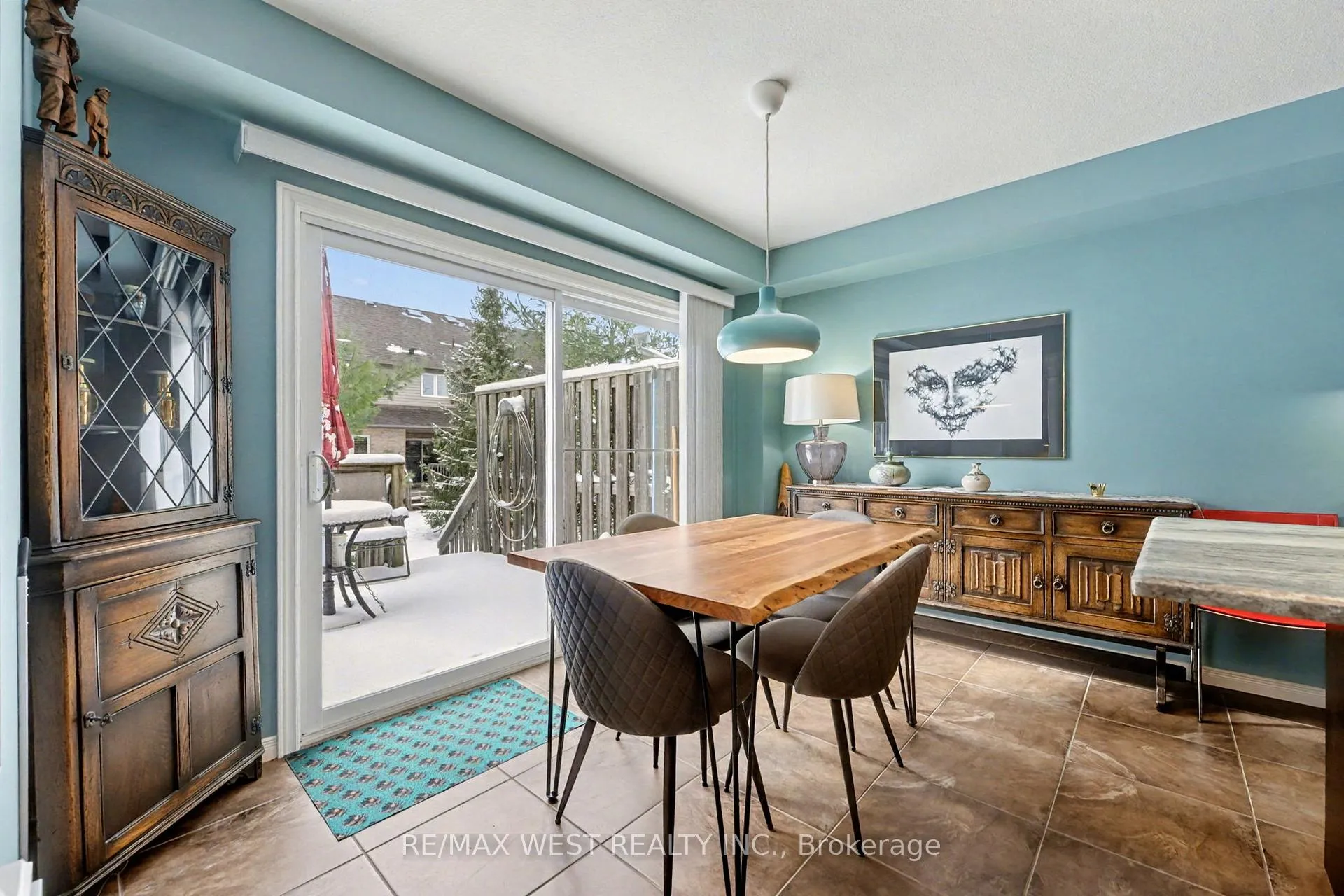 Photo 5 of Unit 7, 255 Summerfield Drive, Guelph, Pineridge/Westminster Woods — HOMEH