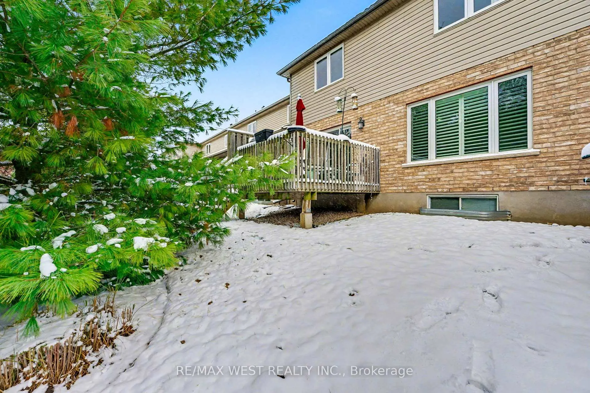 Photo 7 of Unit 7, 255 Summerfield Drive, Guelph, Pineridge/Westminster Woods — HOMEH