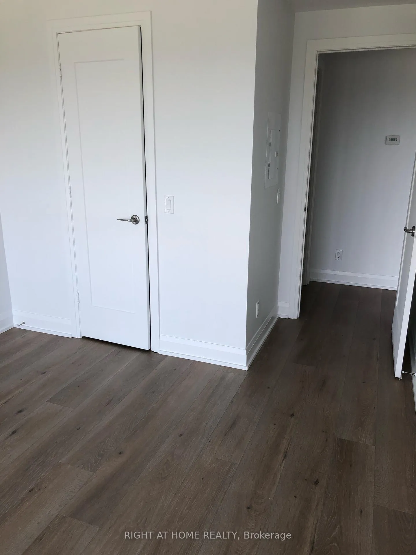 Photo 11 of Unit 2506, 56 Annie Craig Dr, Etobicoke, Mimico — HOMEH