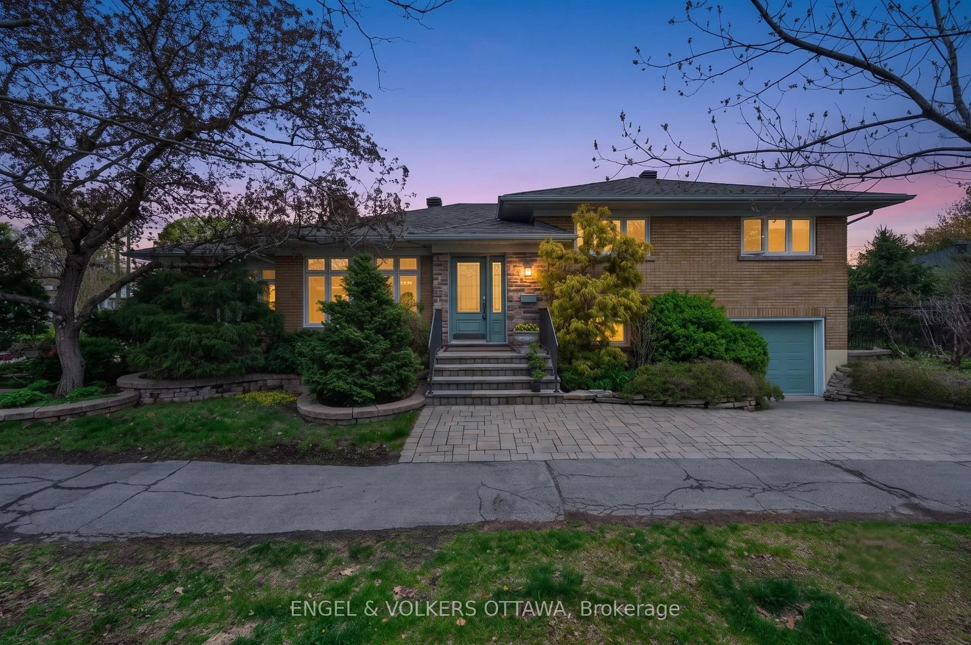 Photo 1 of 853 Wingate Drive, Ottawa, Elmvale Acres — HOMEH